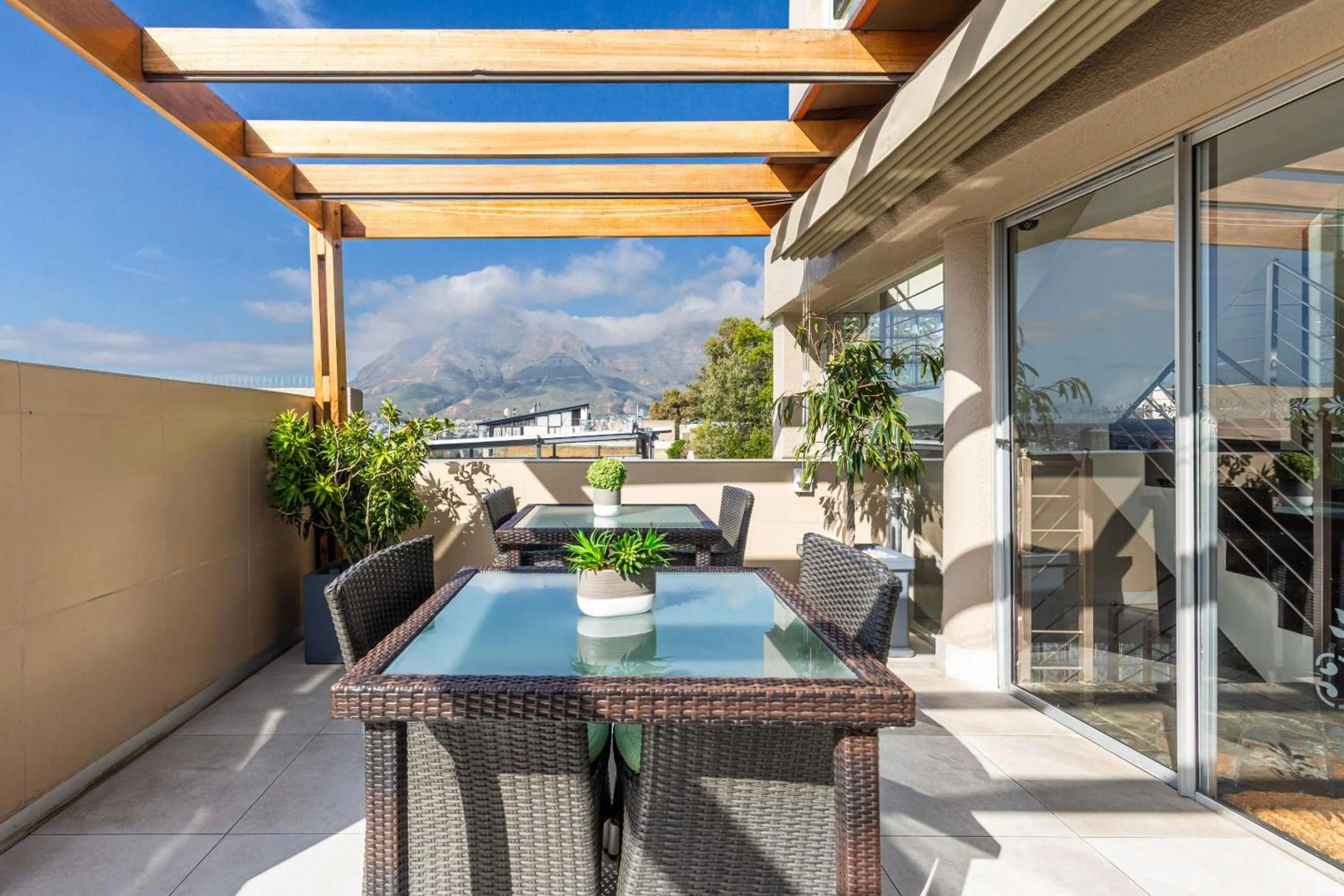 Balcony/Terrace in Signal Hill Lodge