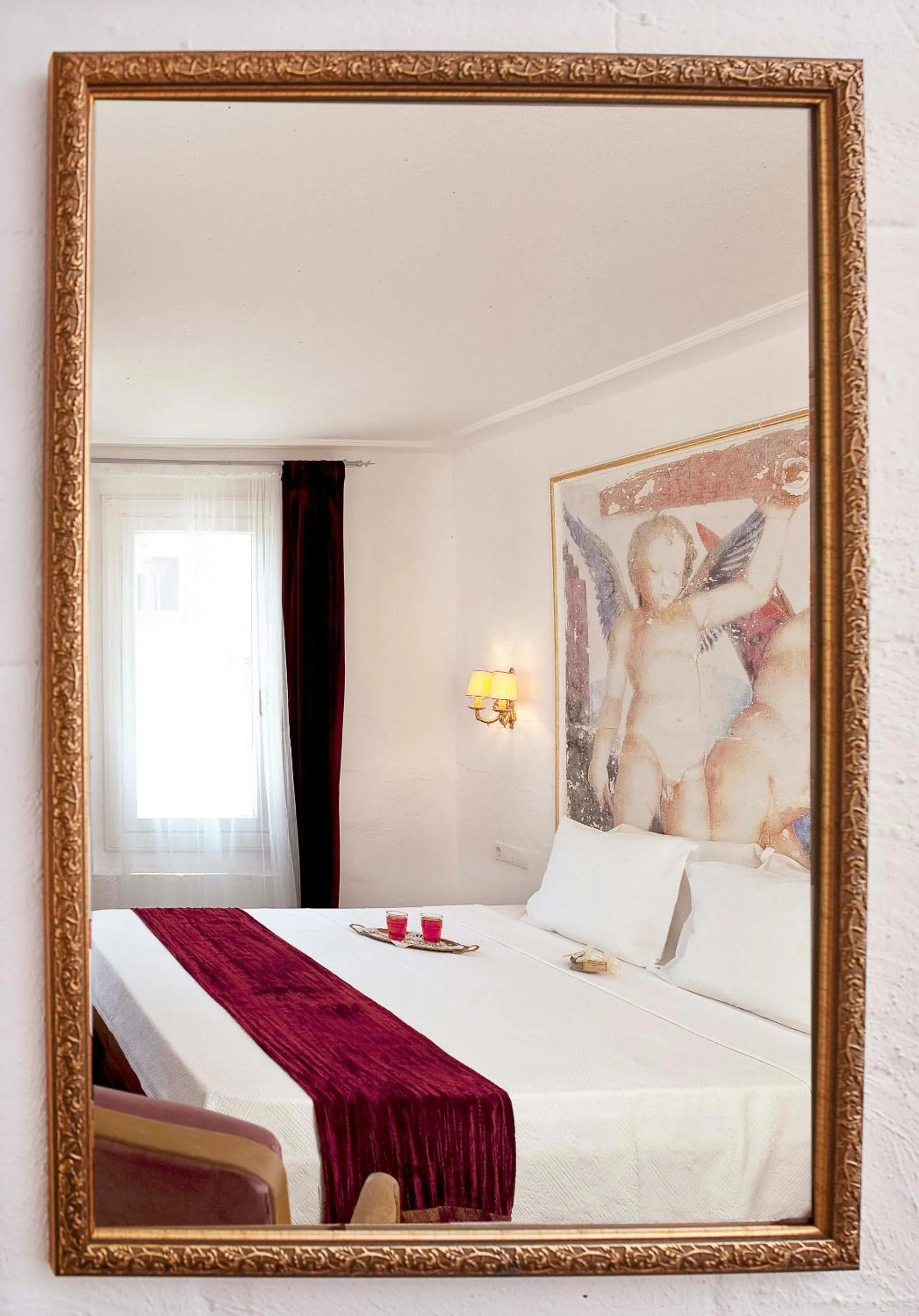 Bed in Moshinos Hotel