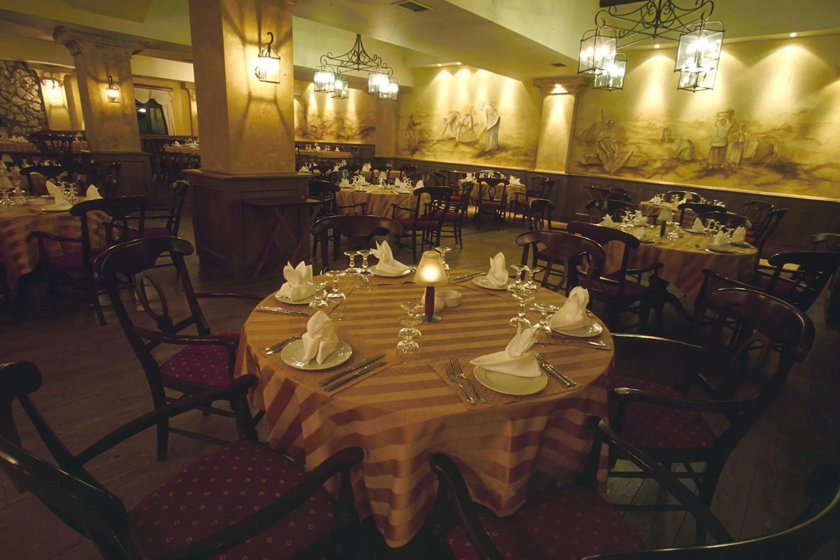 Restaurant/places to eat in Hotel Aiges Melathron