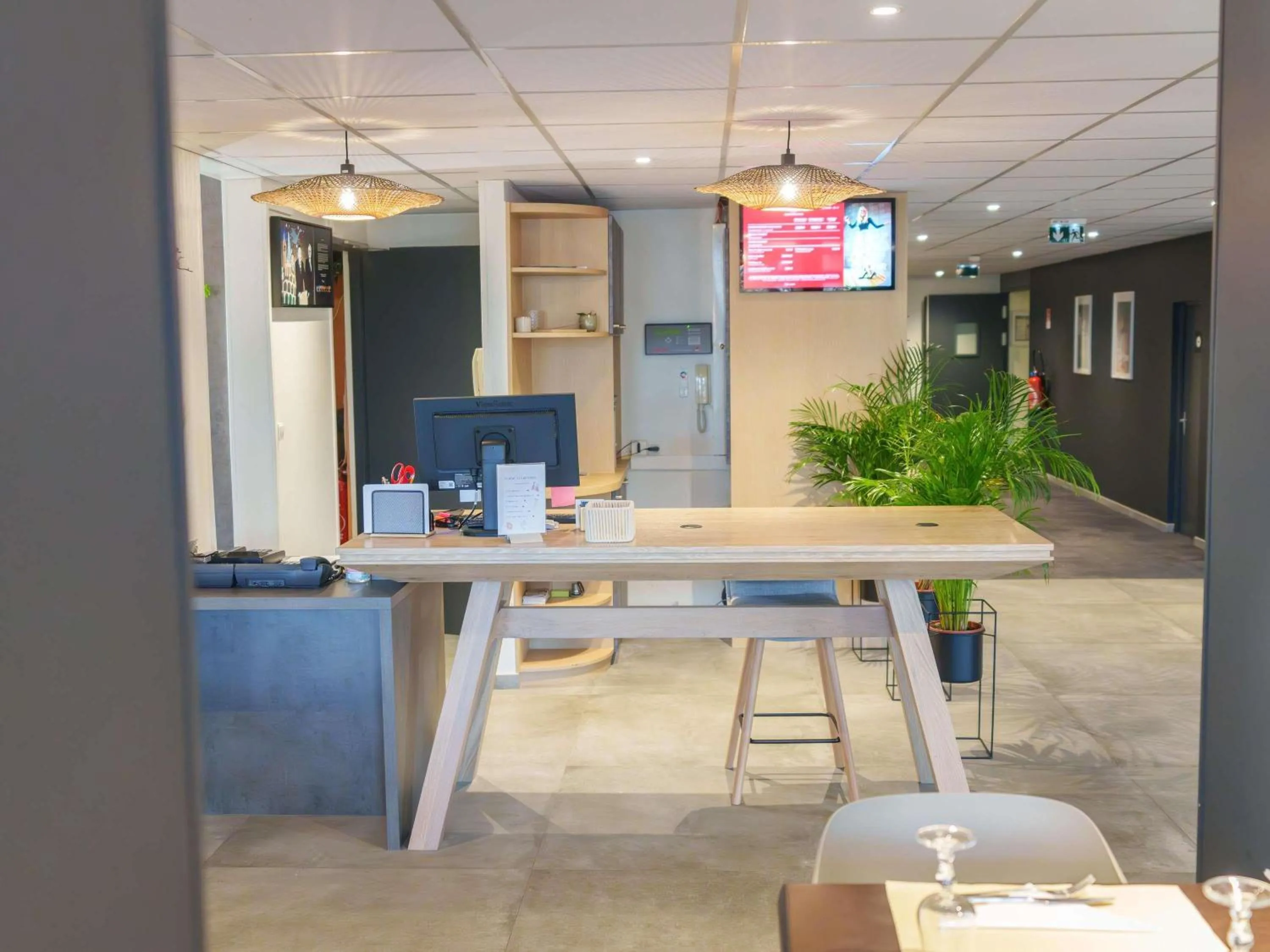 Property building in Ibis Laon - Hôtel Restaurant