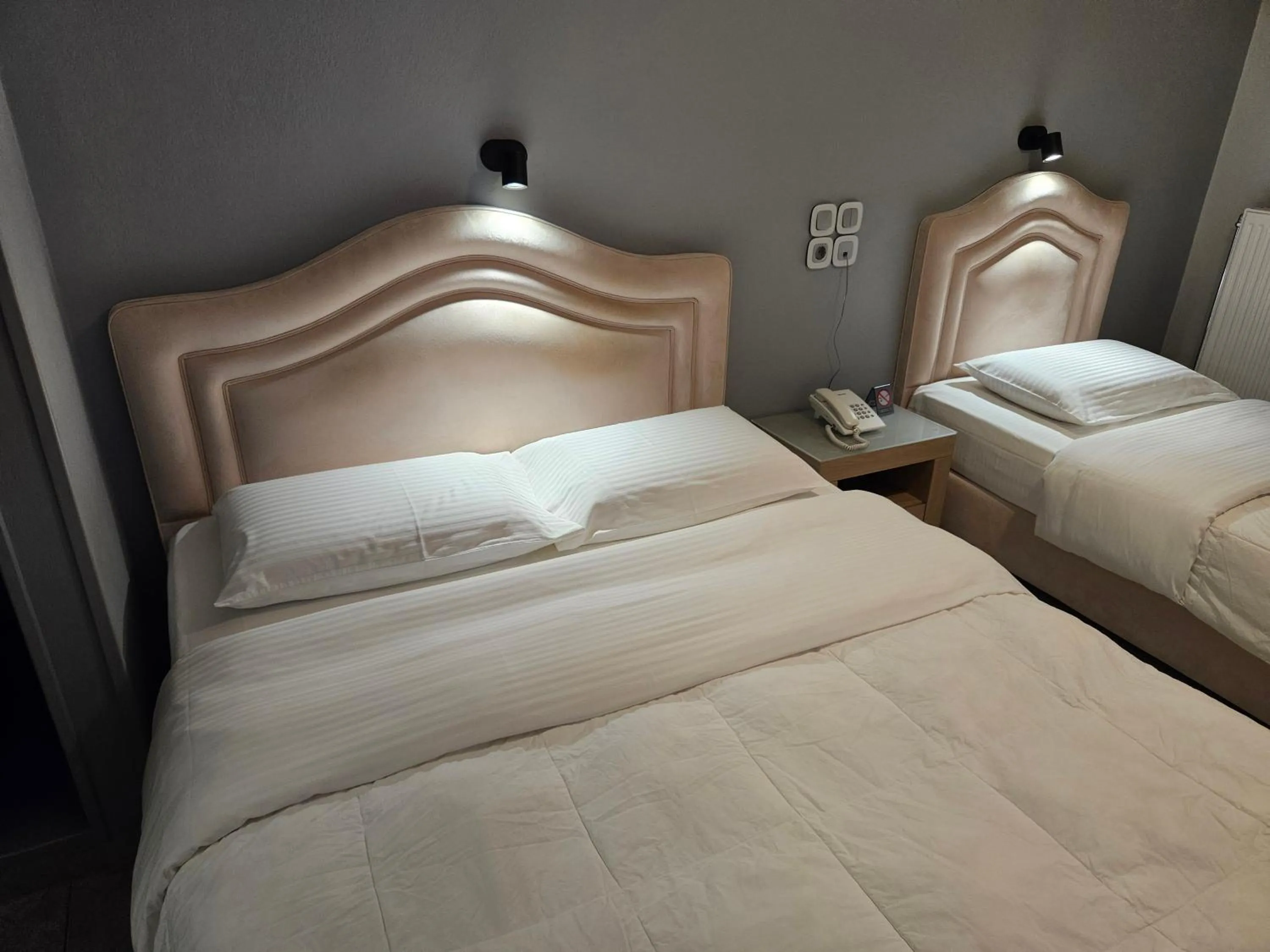 Bed in Hotel Anastasia