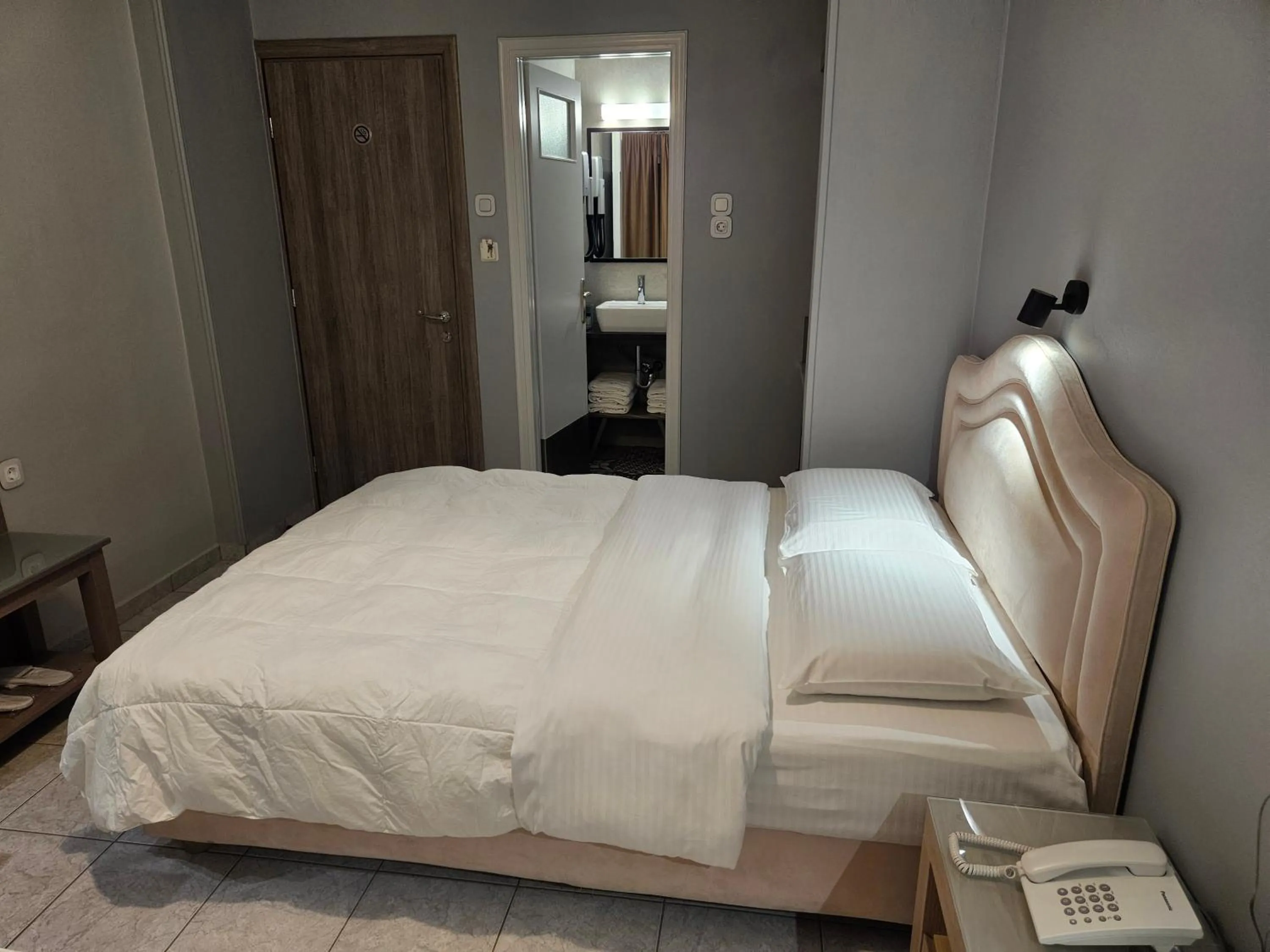 Bed in Hotel Anastasia