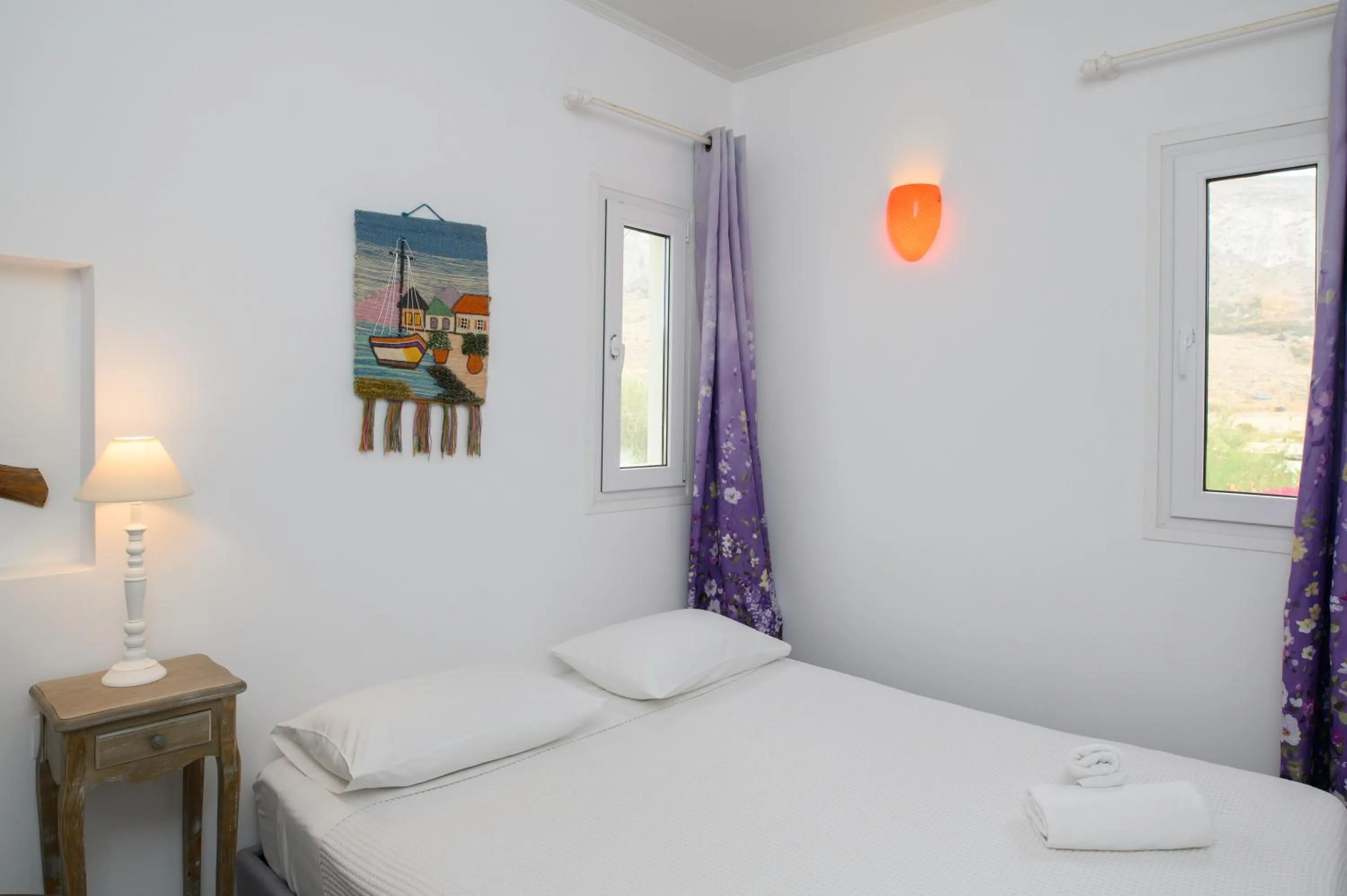 Bedroom, Bed in Lakki Village