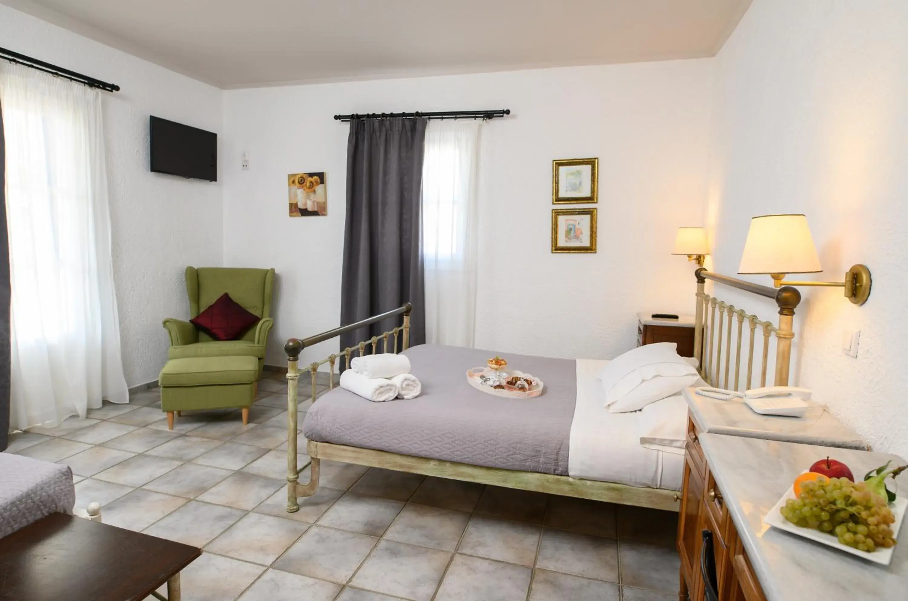 Junior Suite (3 Adults) in Lakki Village Junior Suite (3 Adults) in Lakki Village