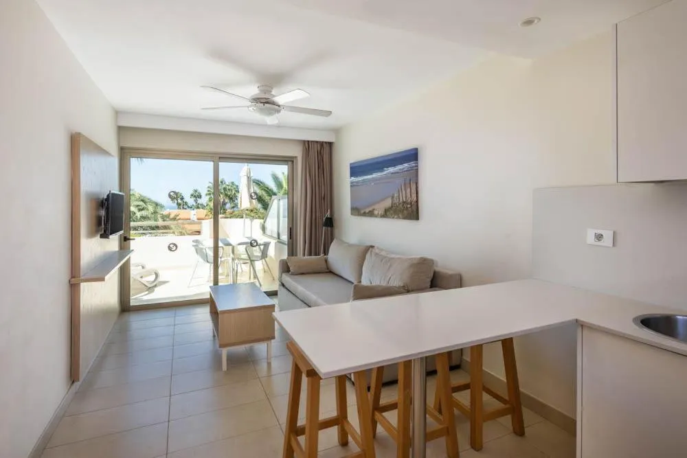 Photo of the whole room in Servatur Eden & Buganvillas