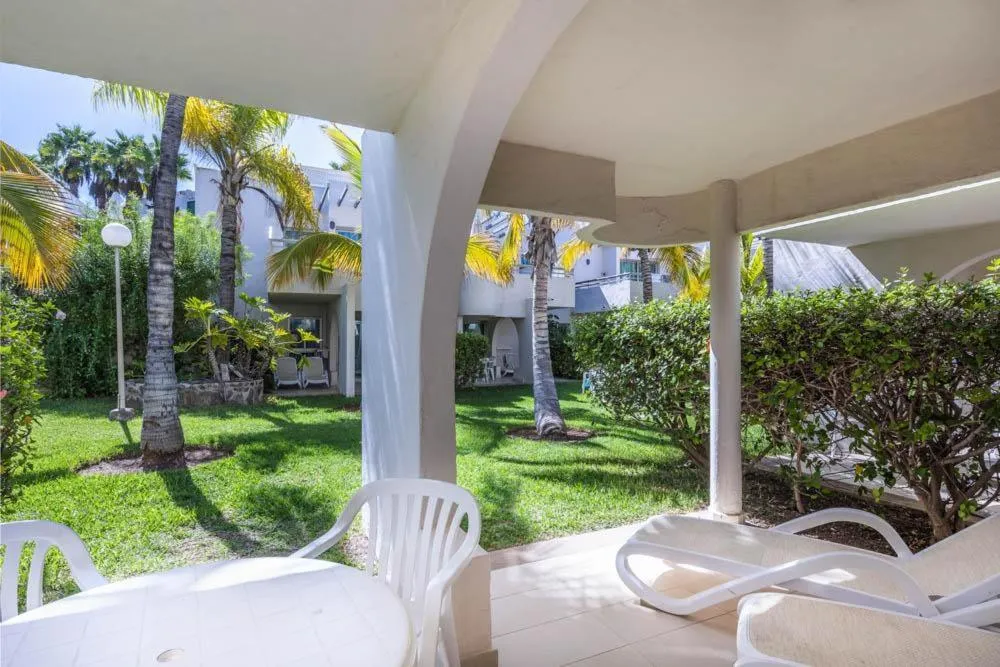 Photo of the whole room in Servatur Eden & Buganvillas