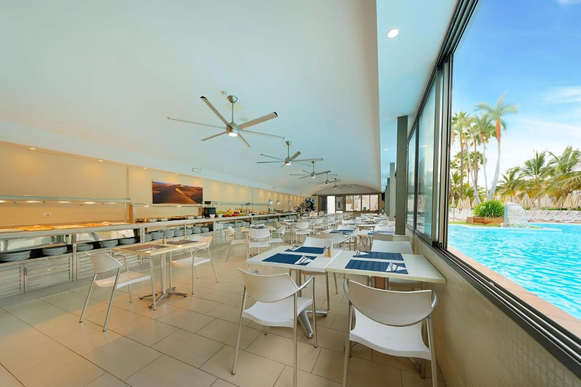 Restaurant/places to eat in Servatur Eden & Buganvillas