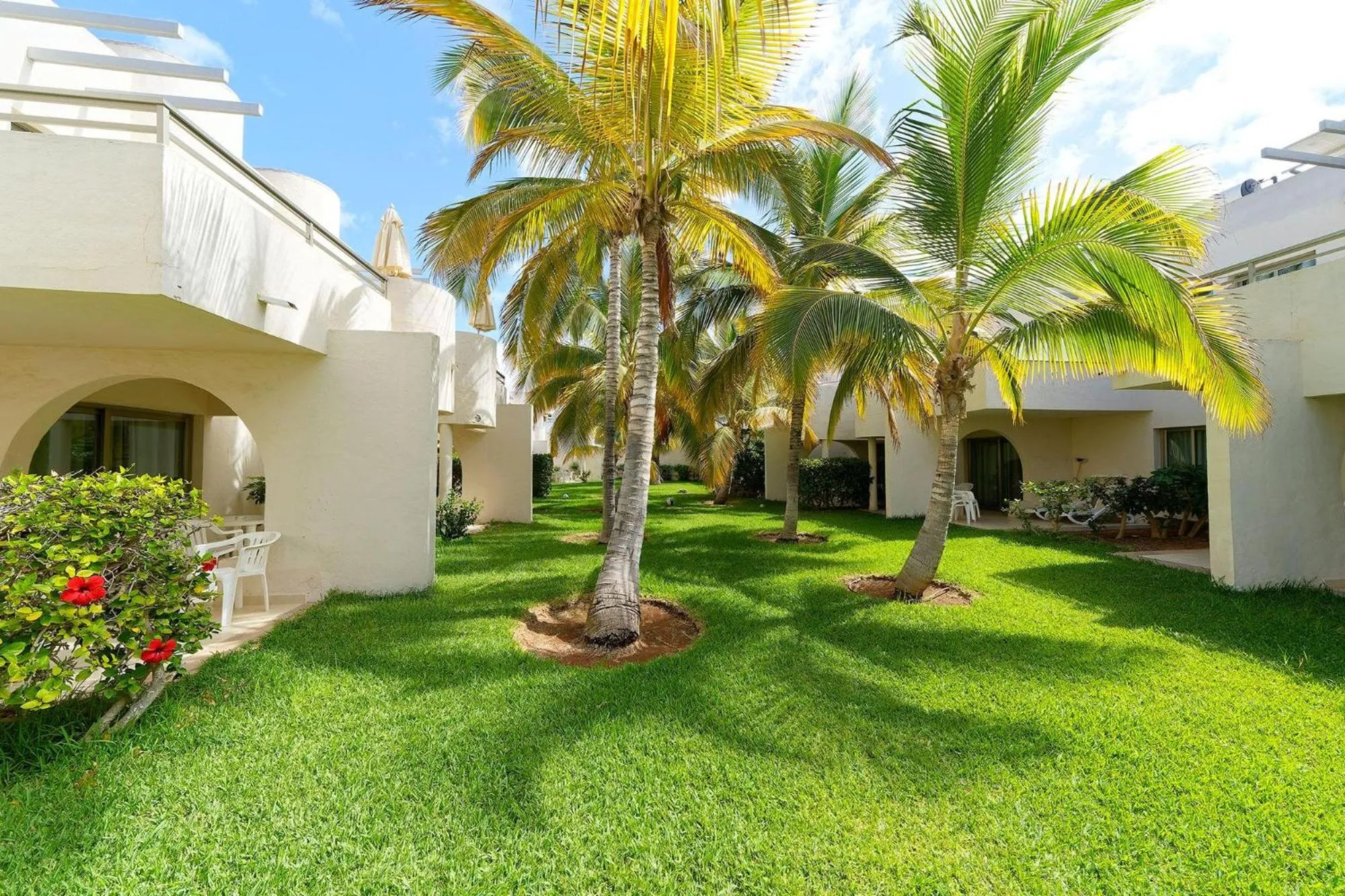 Garden in Servatur Eden & Buganvillas