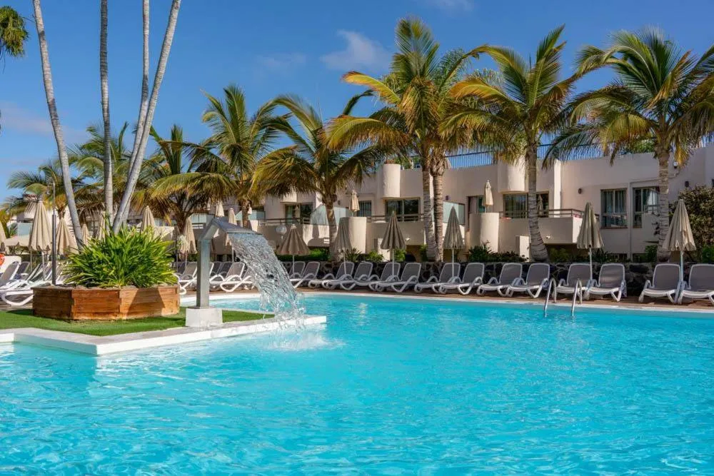 Swimming pool in Servatur Eden & Buganvillas