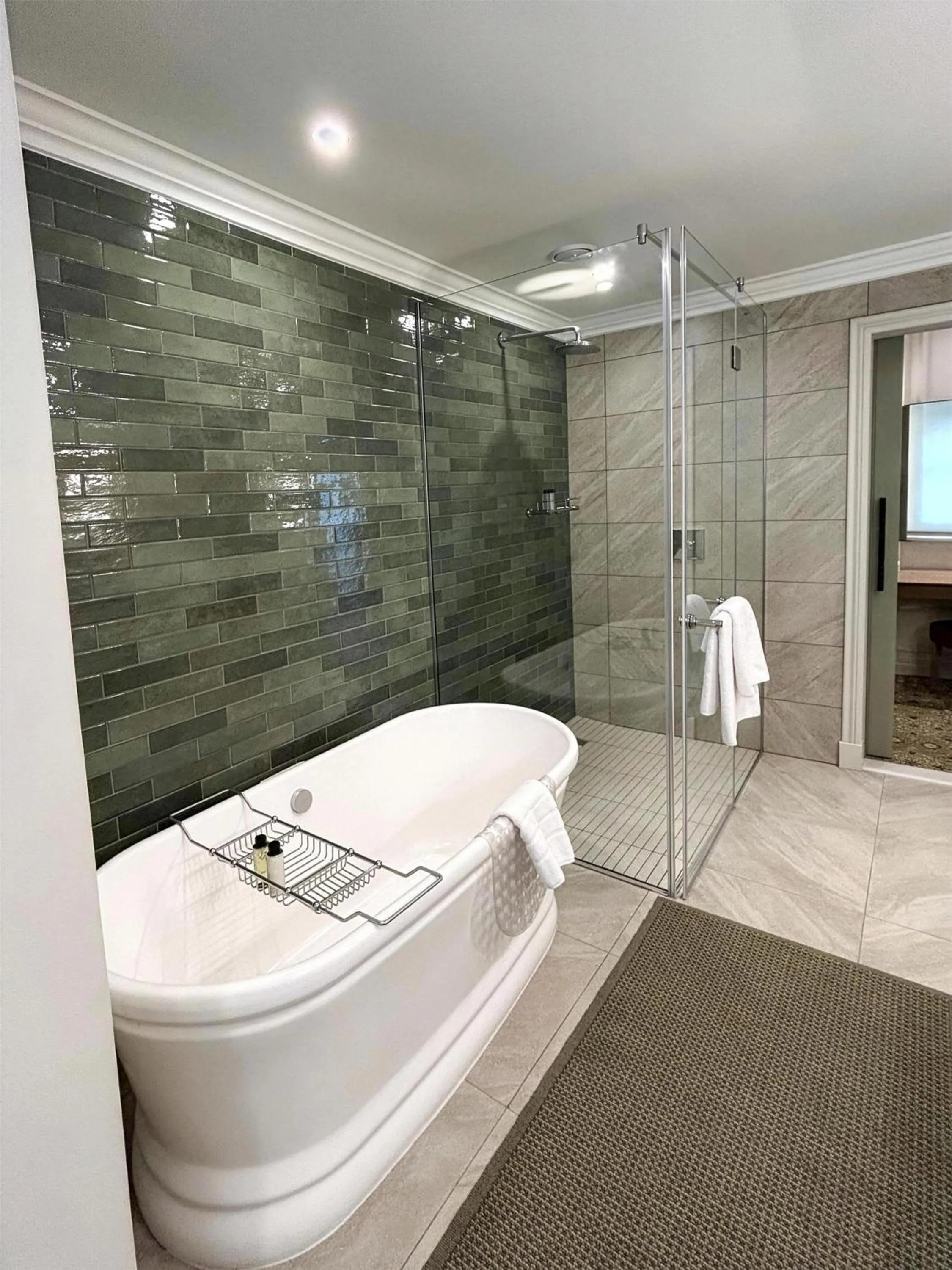 Bathroom in Mount Grace Hotel & Spa