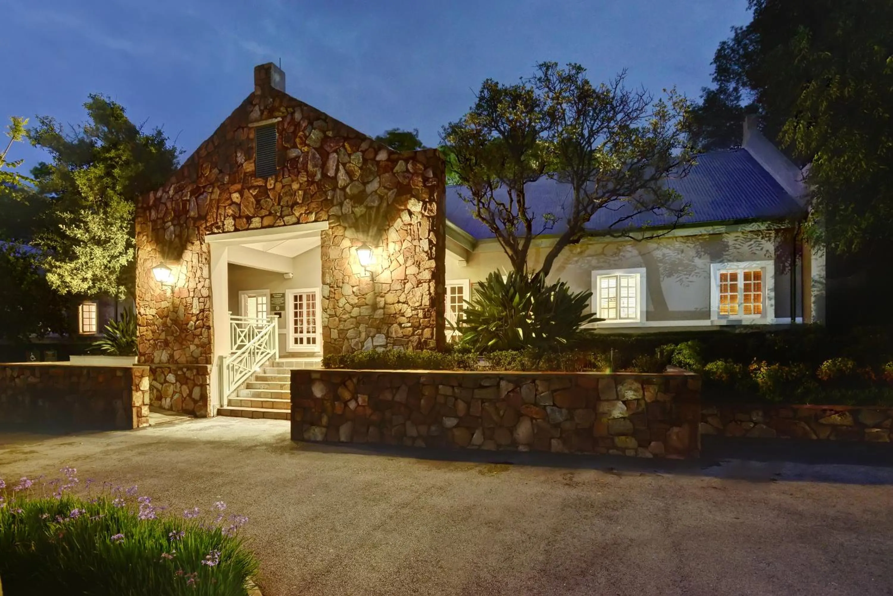 Facade/entrance in Mount Grace Hotel & Spa