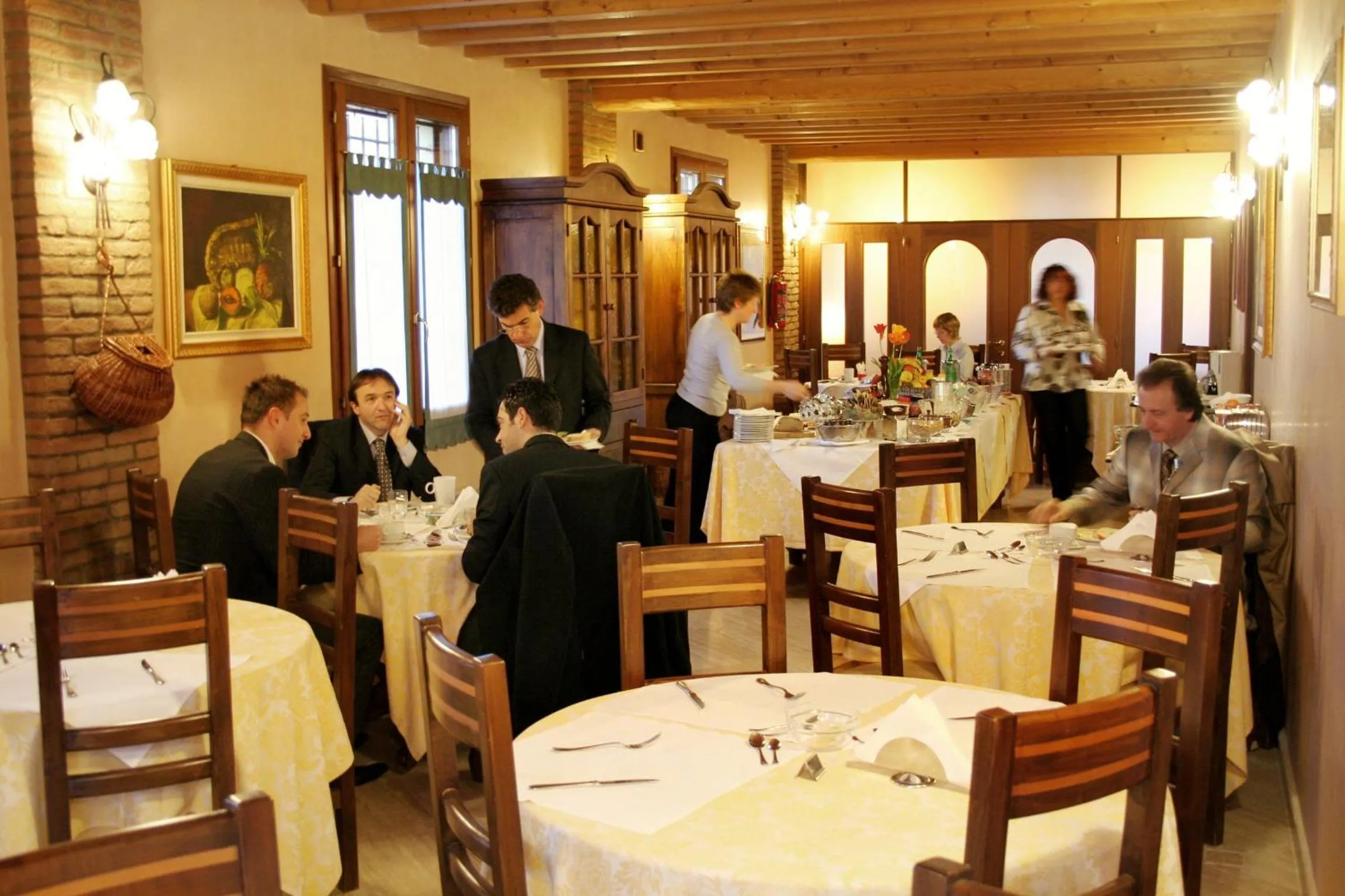 Breakfast in Hotel Corte Vecchia