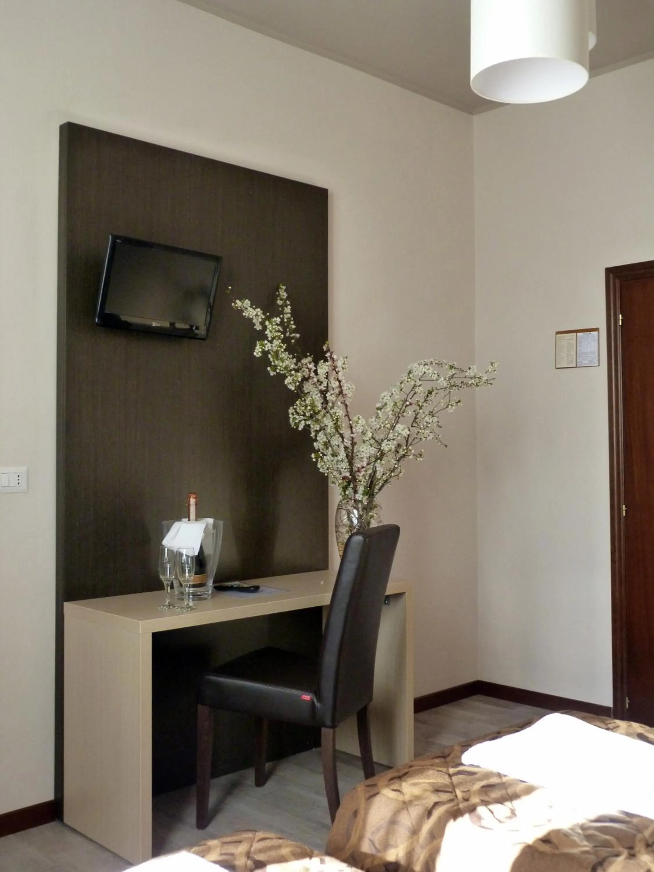 Decorative detail, Bed in Hotel Eden