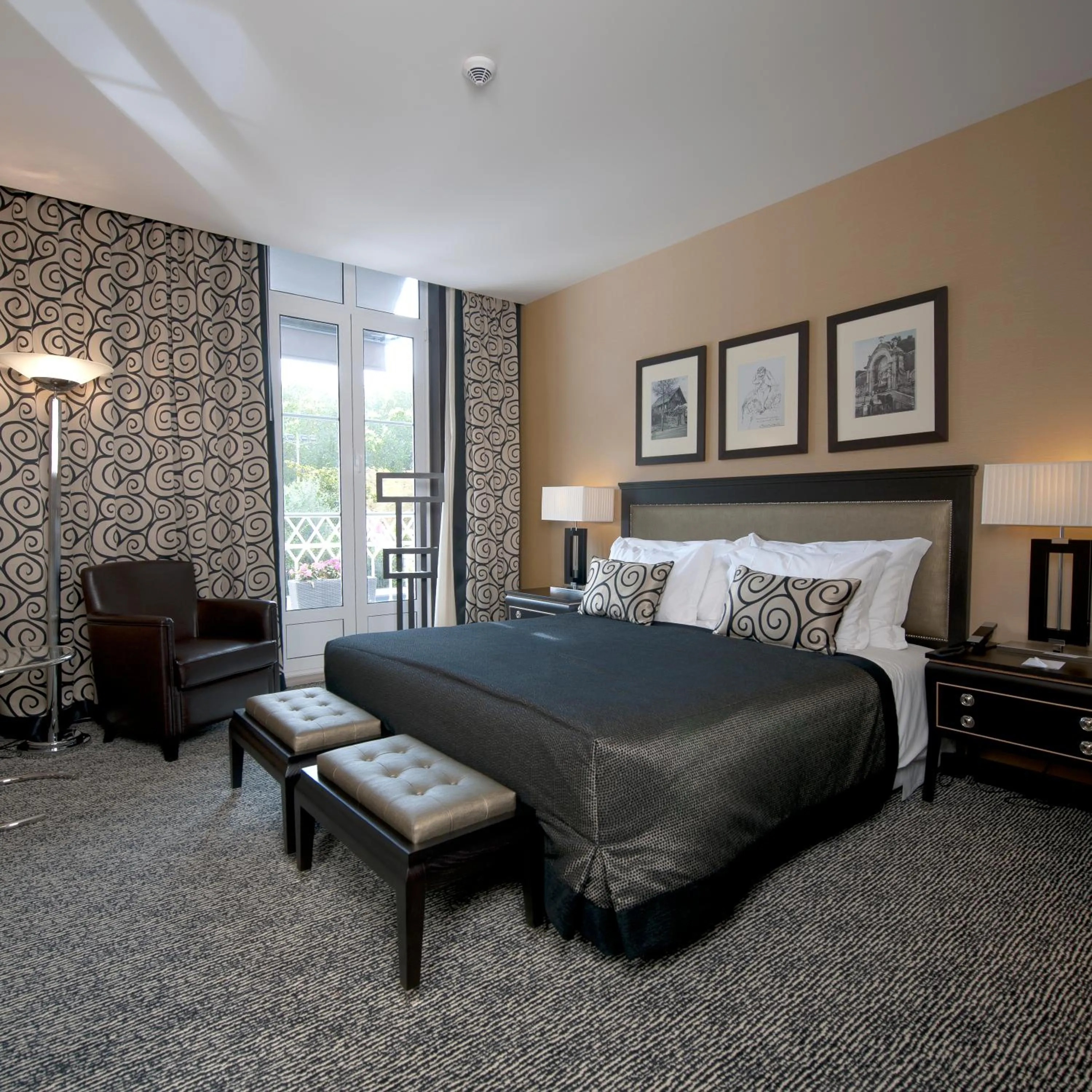 Bedroom, Bed in SANA Silver Coast Hotel