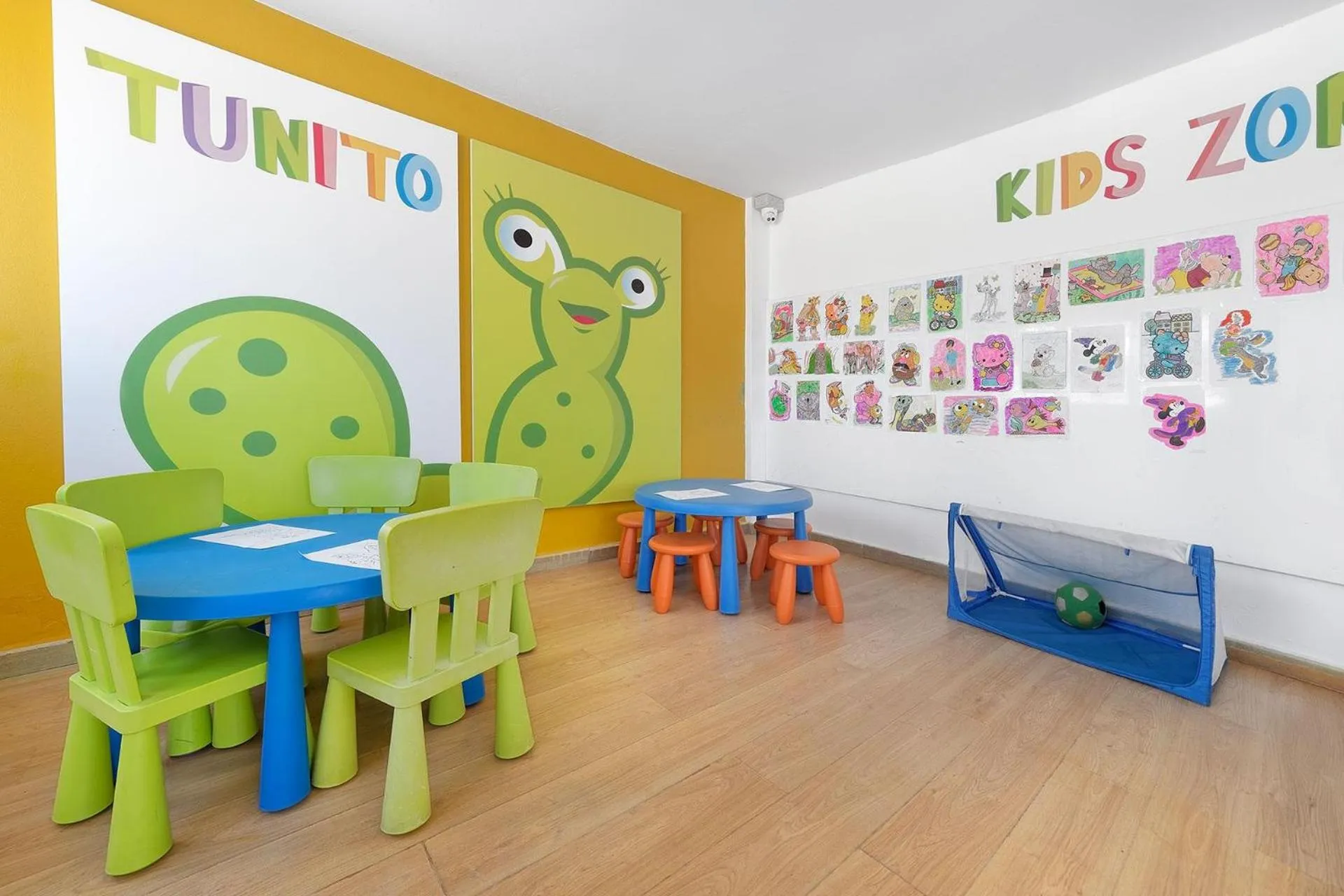 children in Servatur Altamadores