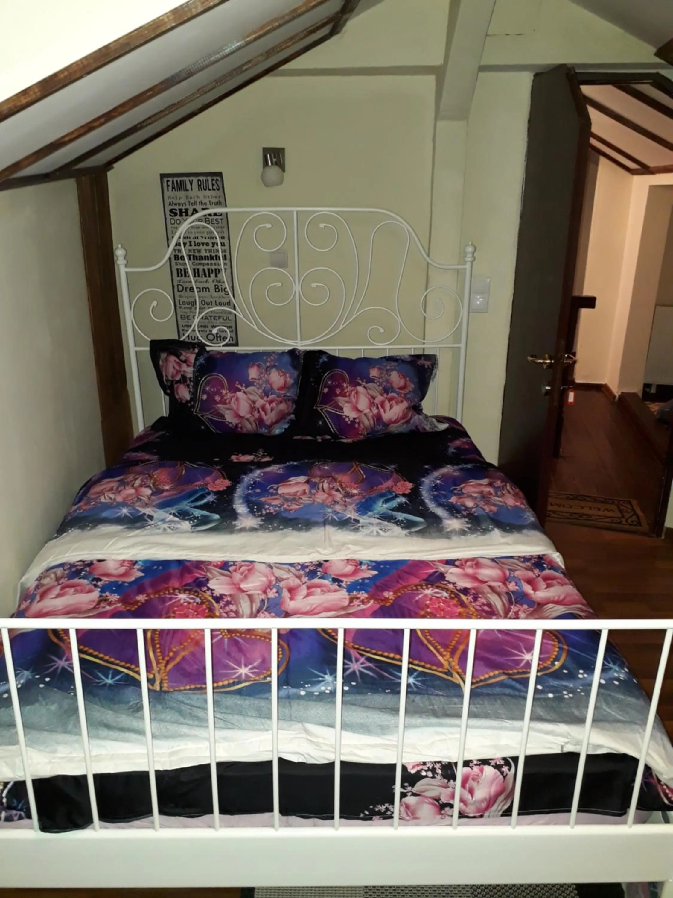 Bed in Motor House Unirii