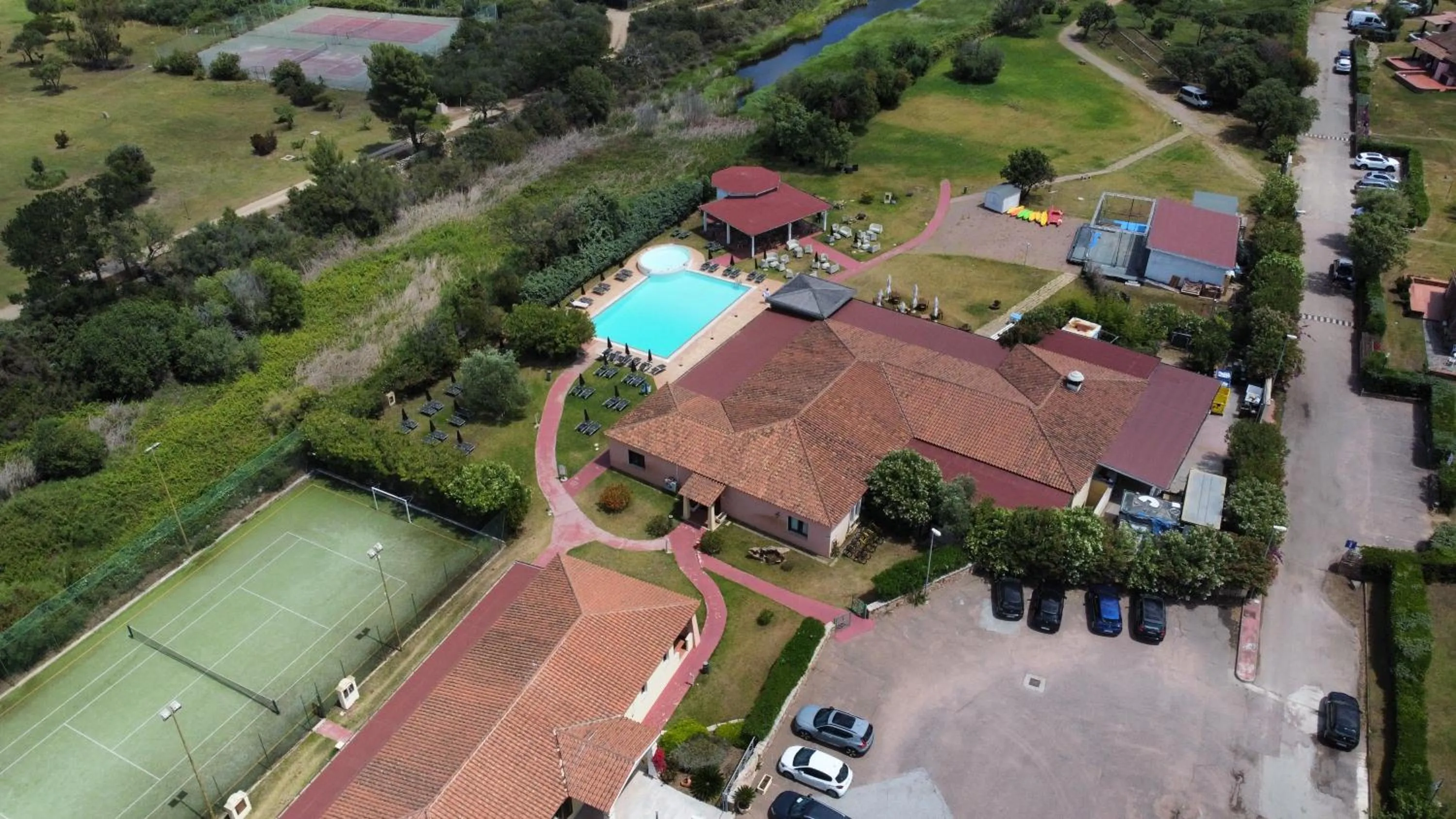 Photo of the whole room in Li Suari Club Village