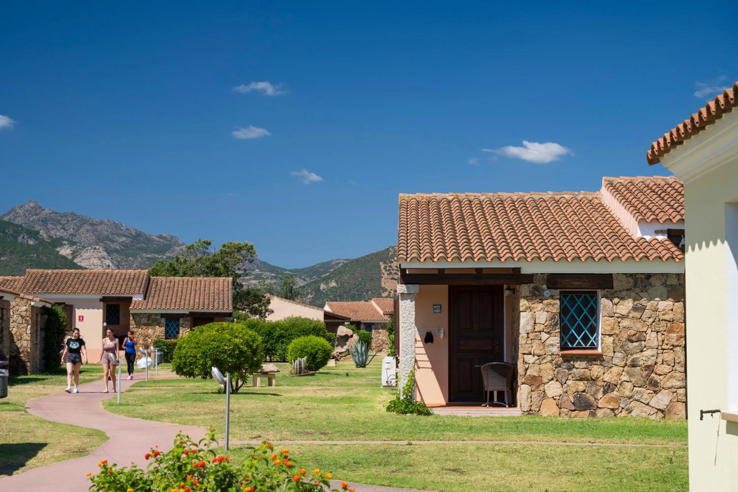 Property building in Li Suari Club Village