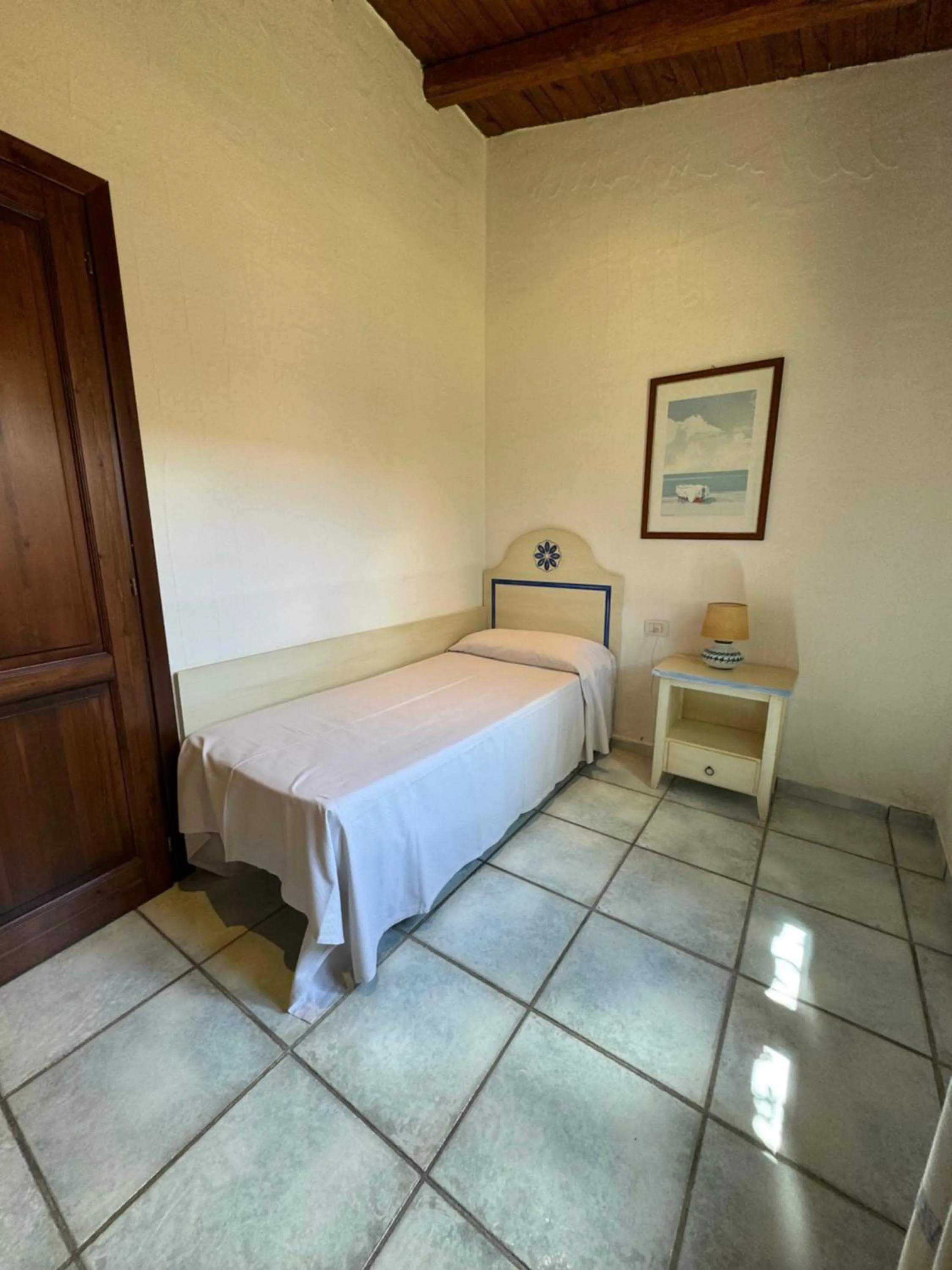 Bedroom, Bed in Li Suari Club Village