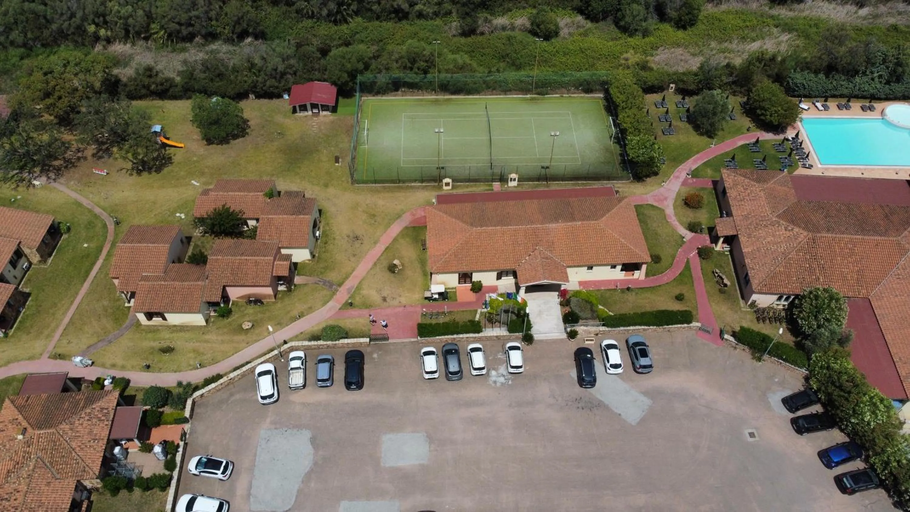 Photo of the whole room in Li Suari Club Village