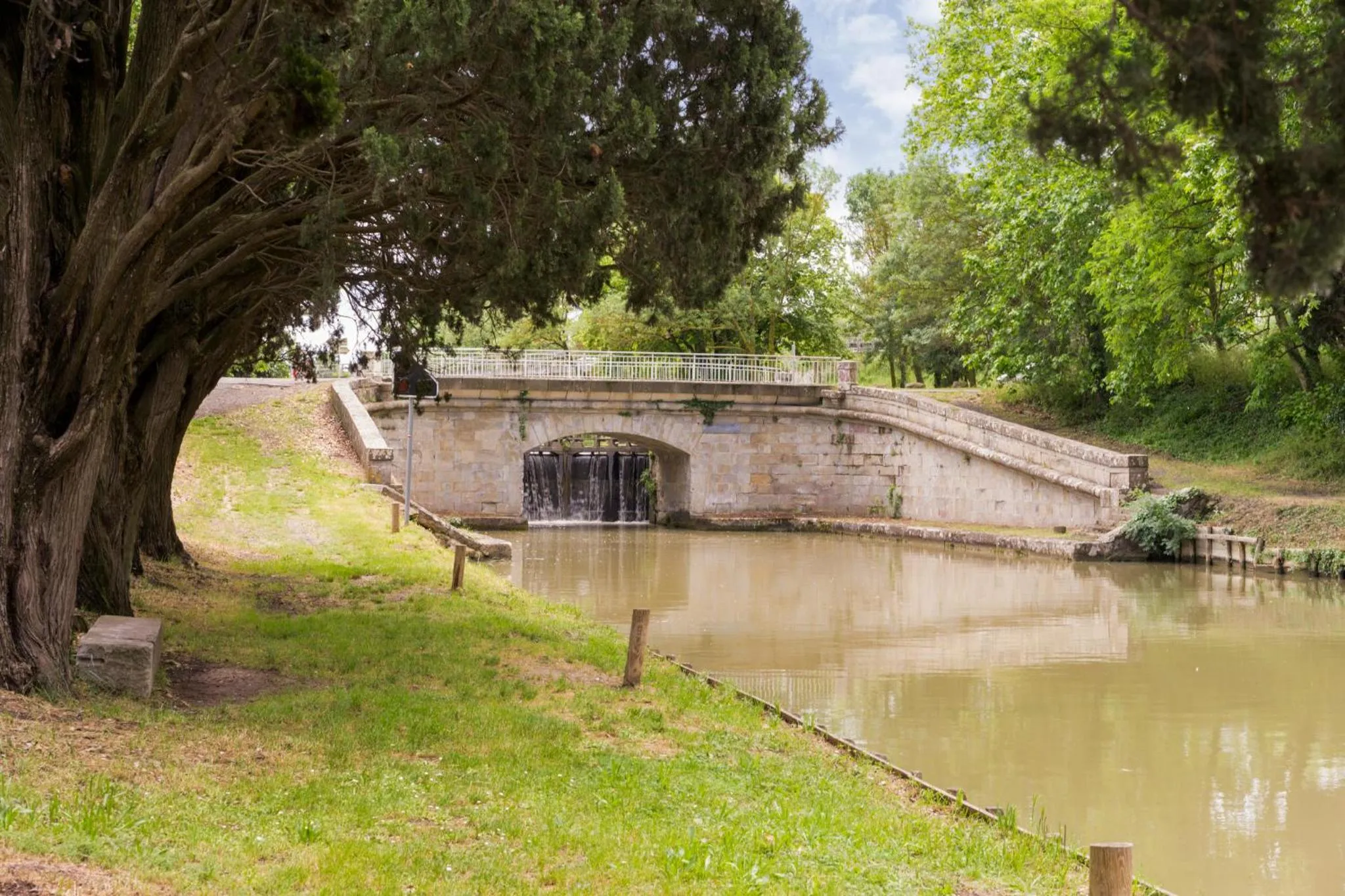 Nearby landmark in Hôtel Pont Rouge , Carcassonne