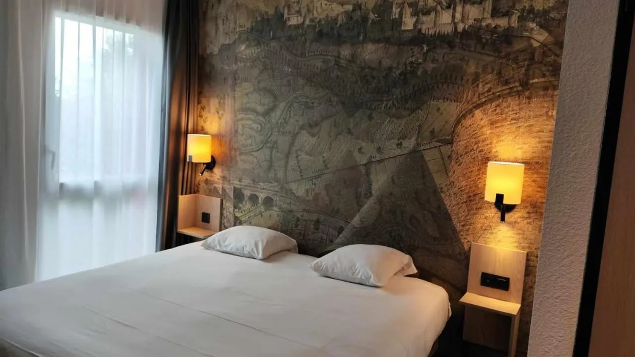 Hôtel Pont Rouge , Carcassonne