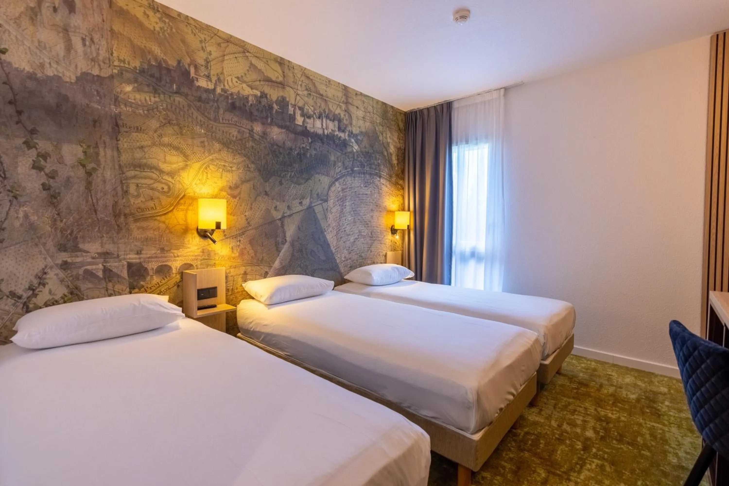 Bed in Hôtel Pont Rouge , Carcassonne