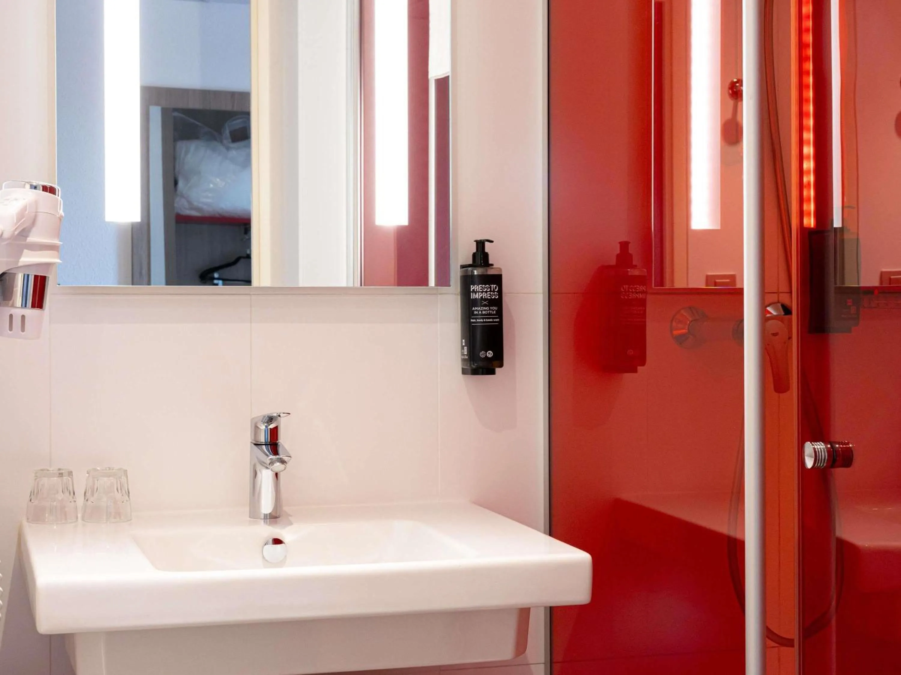 Bedroom in ibis Styles Toulouse Cite Espace