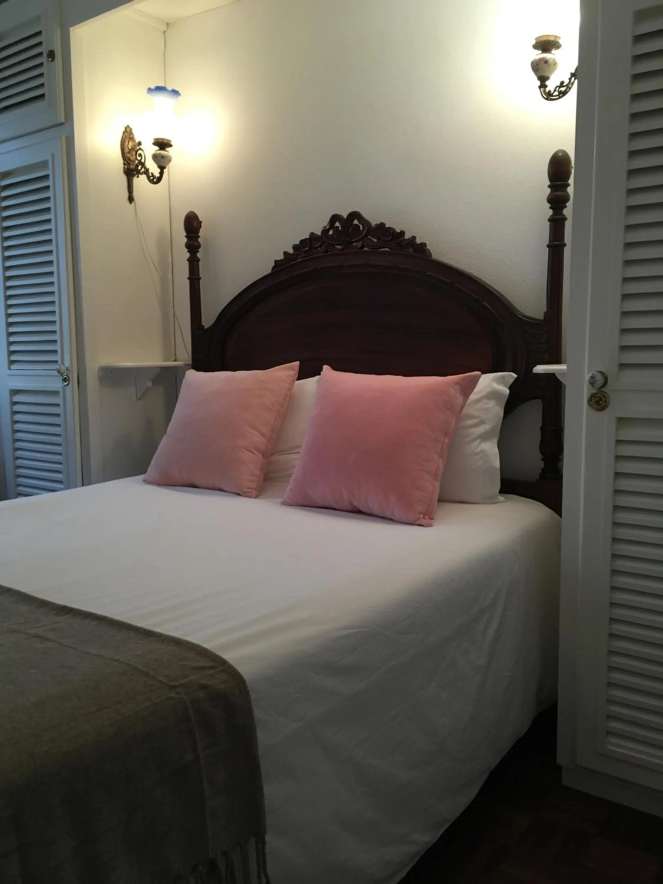 Decorative detail, Bed in Hotel Ribamar