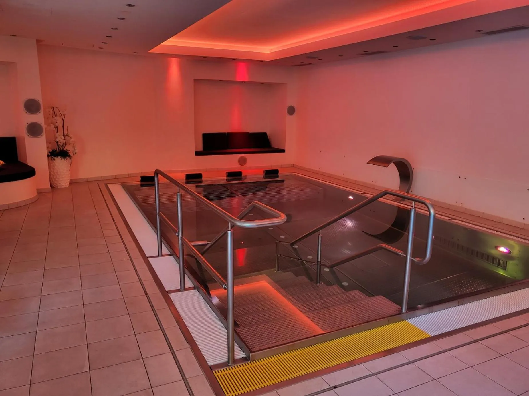 Swimming pool in Logierhus Langeoog