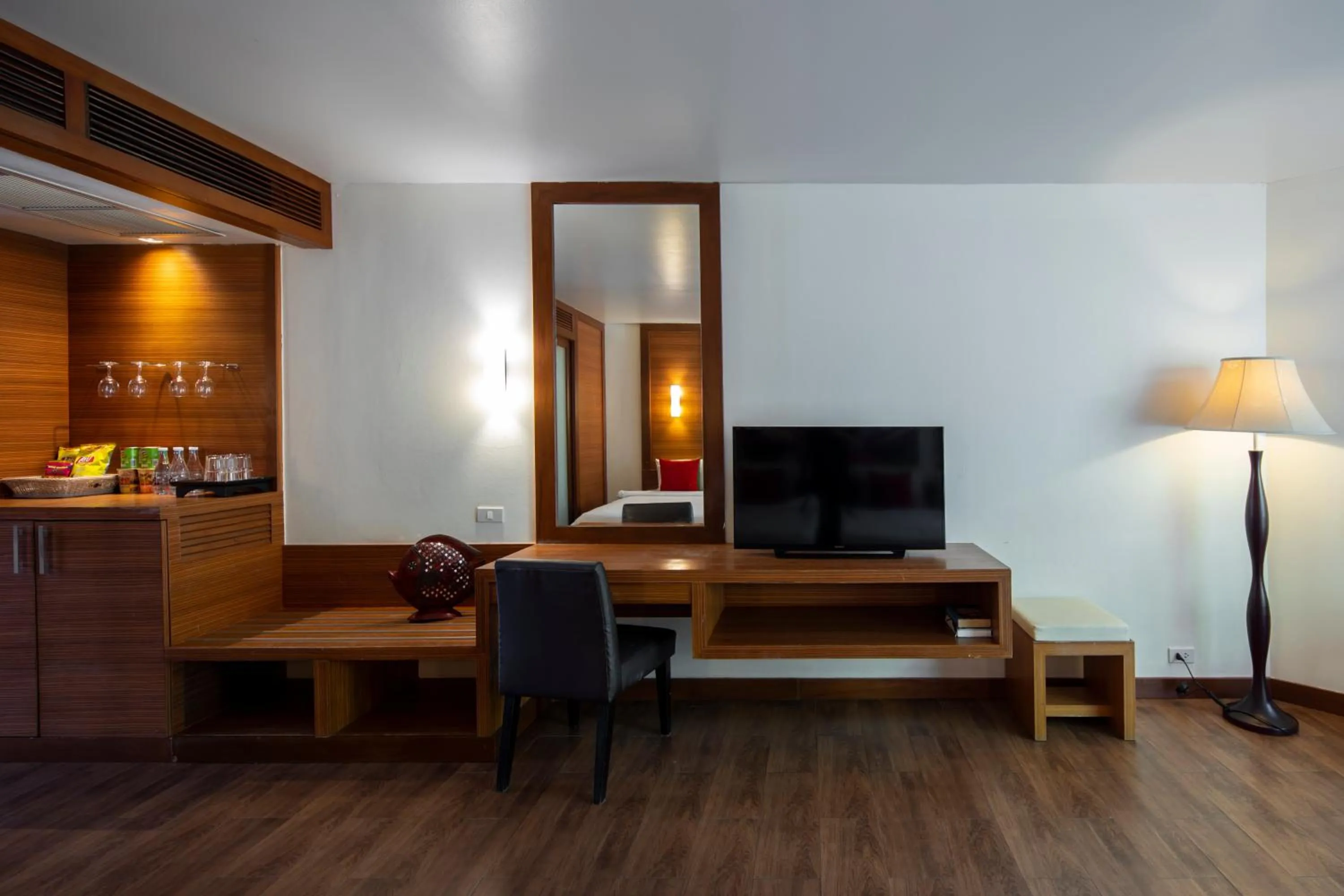 TV and multimedia in Samed Pavilion Resort