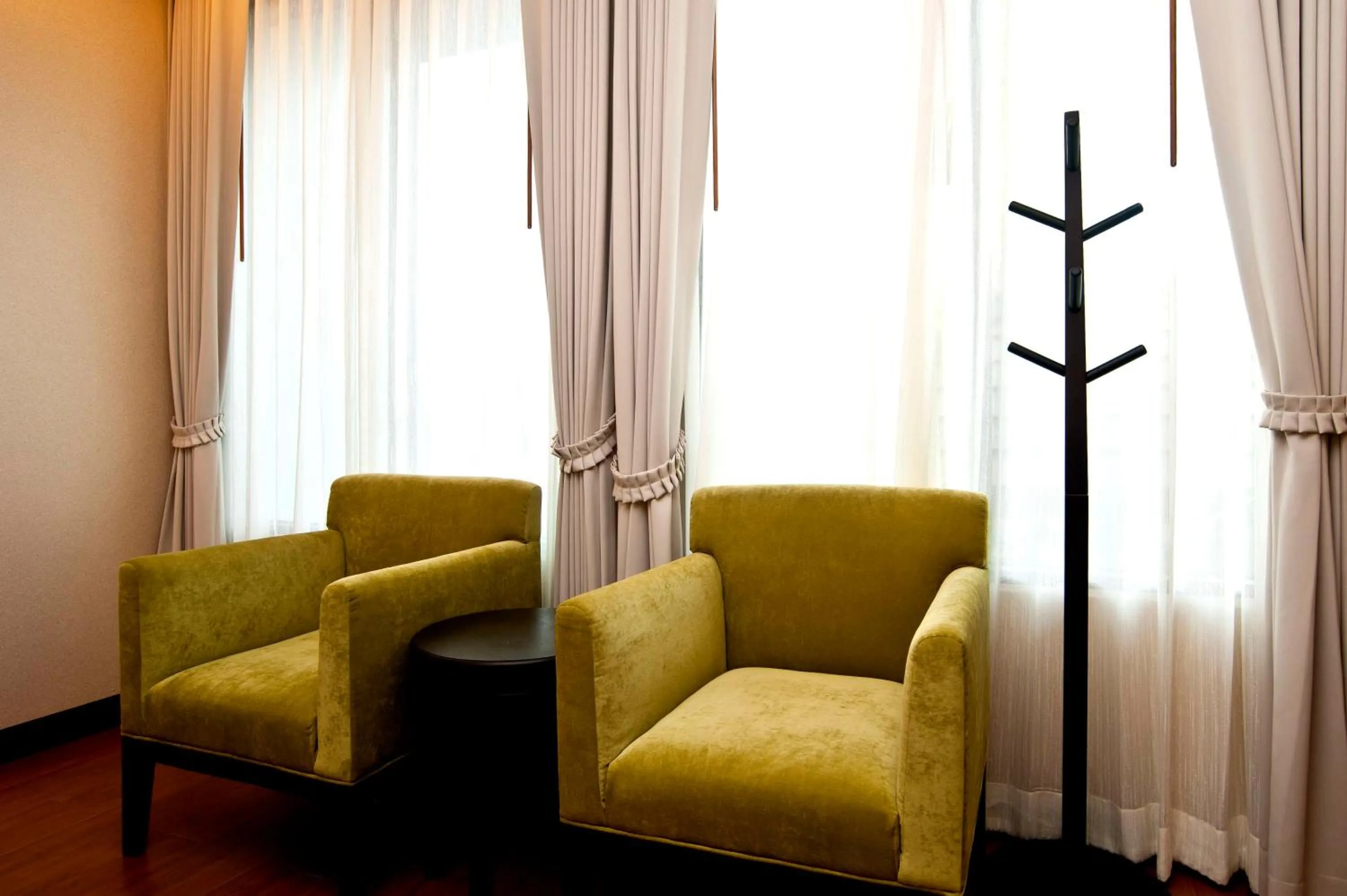 Seating area in Samed Pavilion Resort