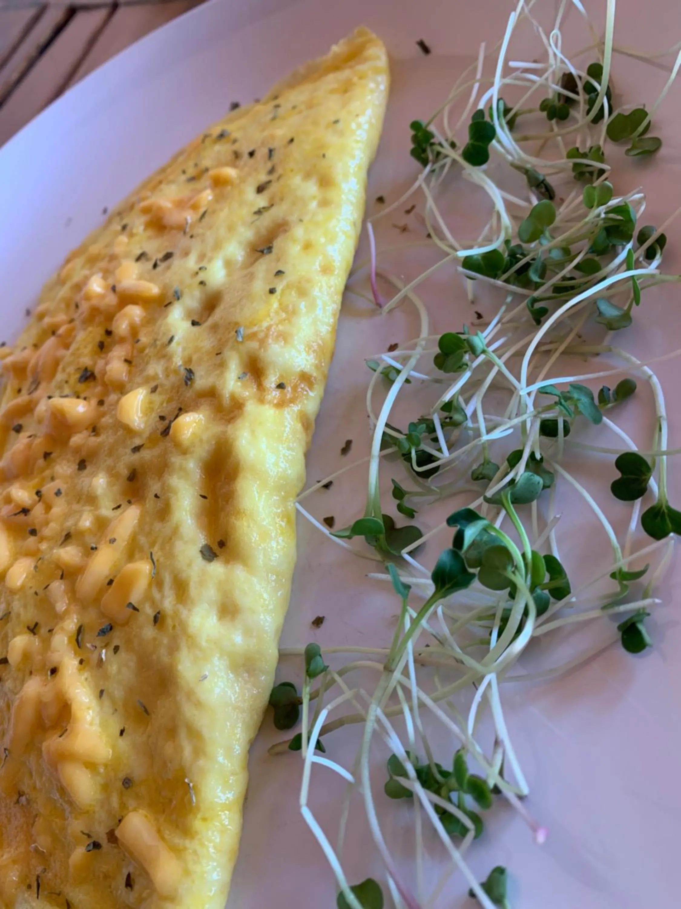 Breakfast in Ndiza Lodge and Cabanas