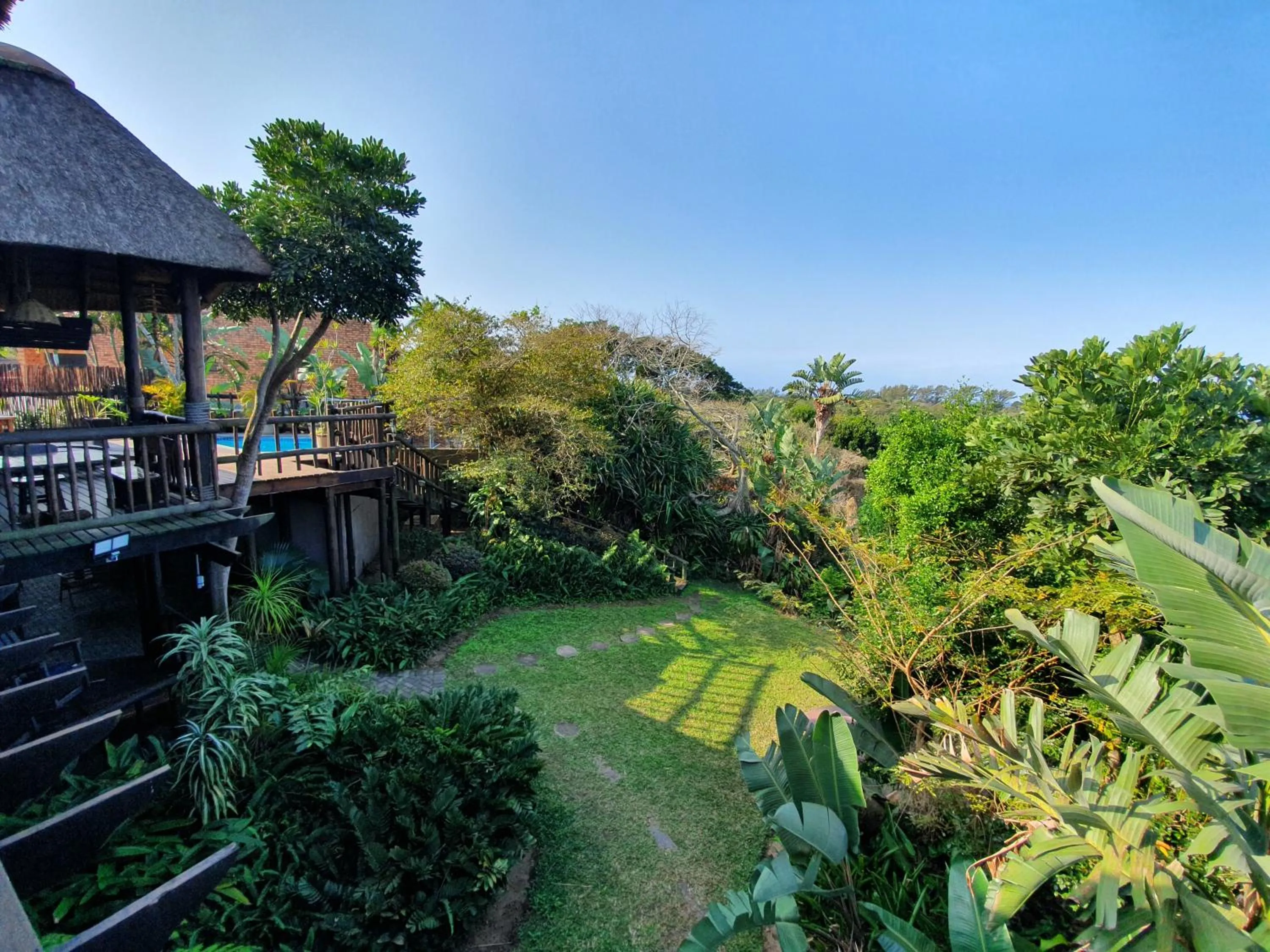 Garden in Ndiza Lodge and Cabanas