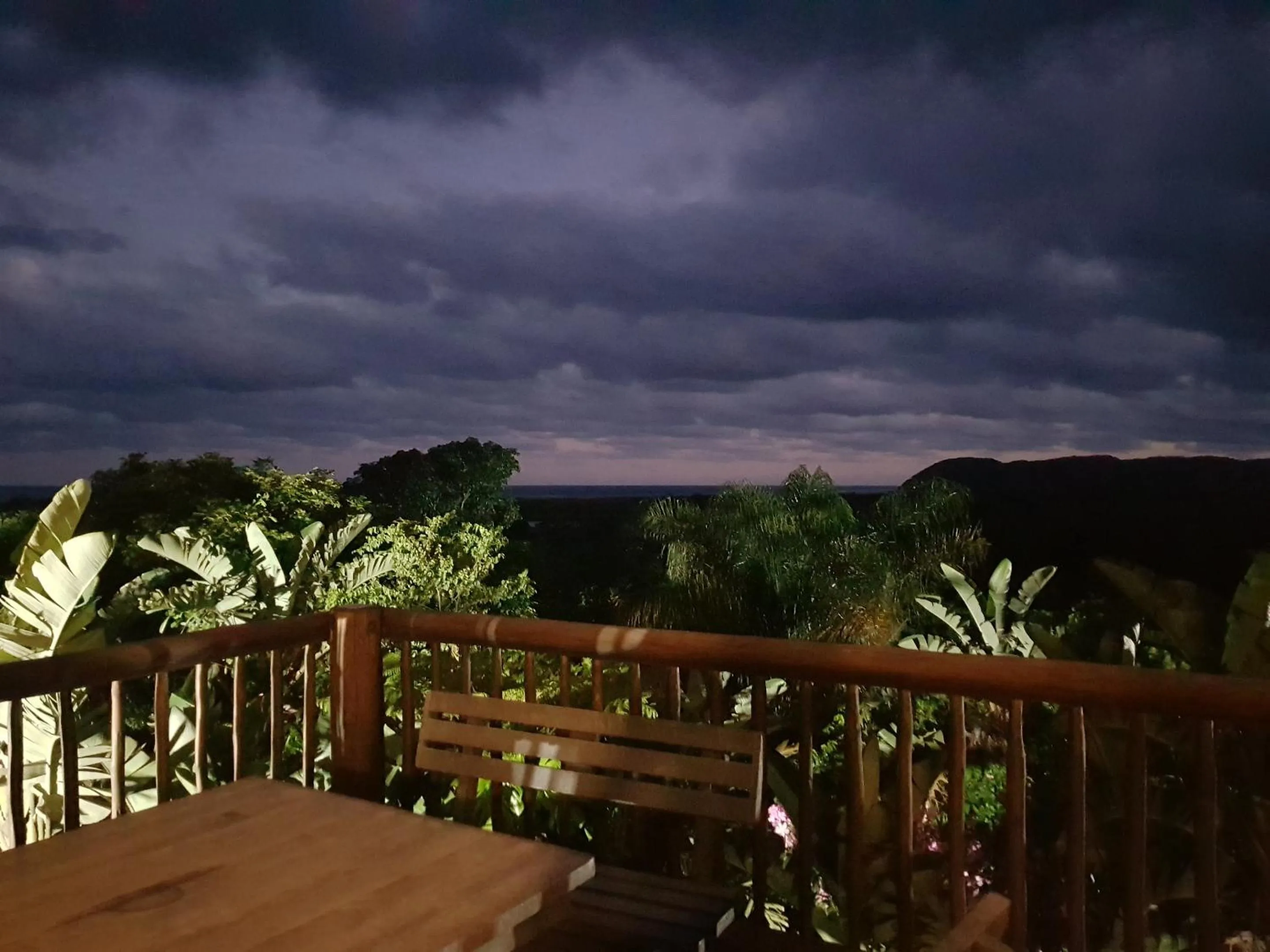 Night in Ndiza Lodge and Cabanas