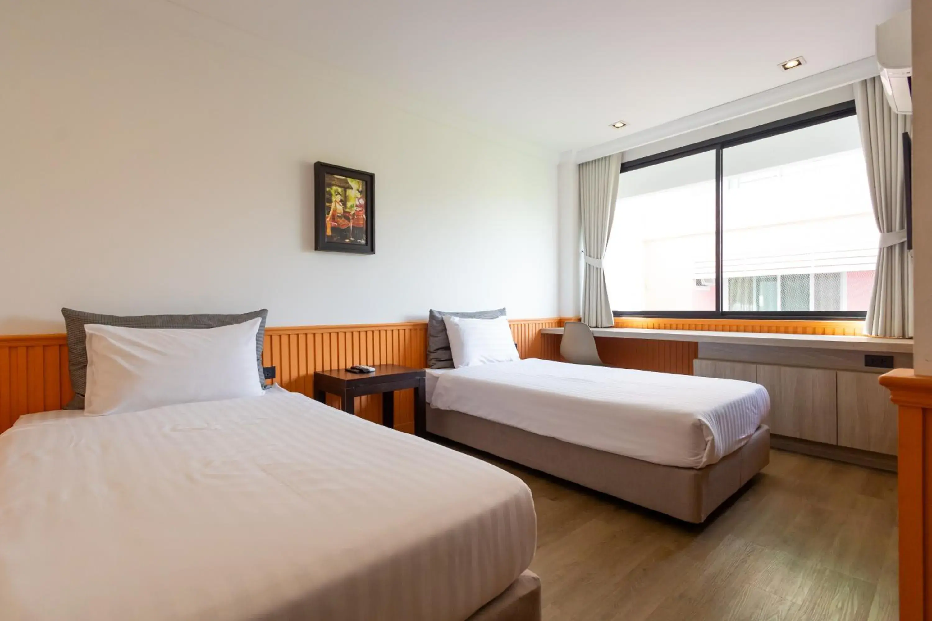 Superior Twin Room in Penpark Place Superior Twin Room in Penpark Place