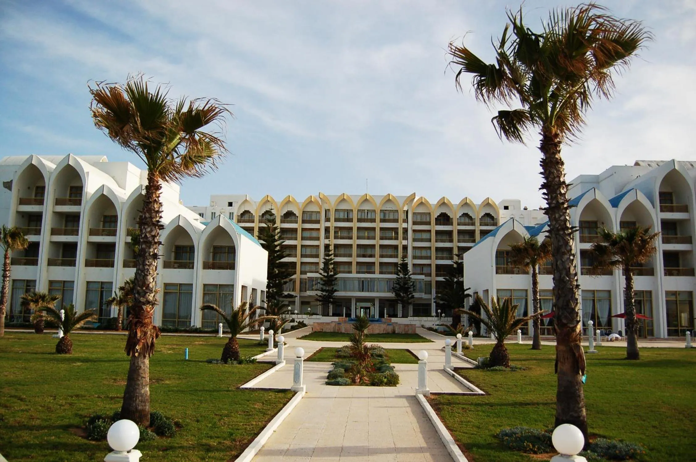 Area and facilities in Amir Palace