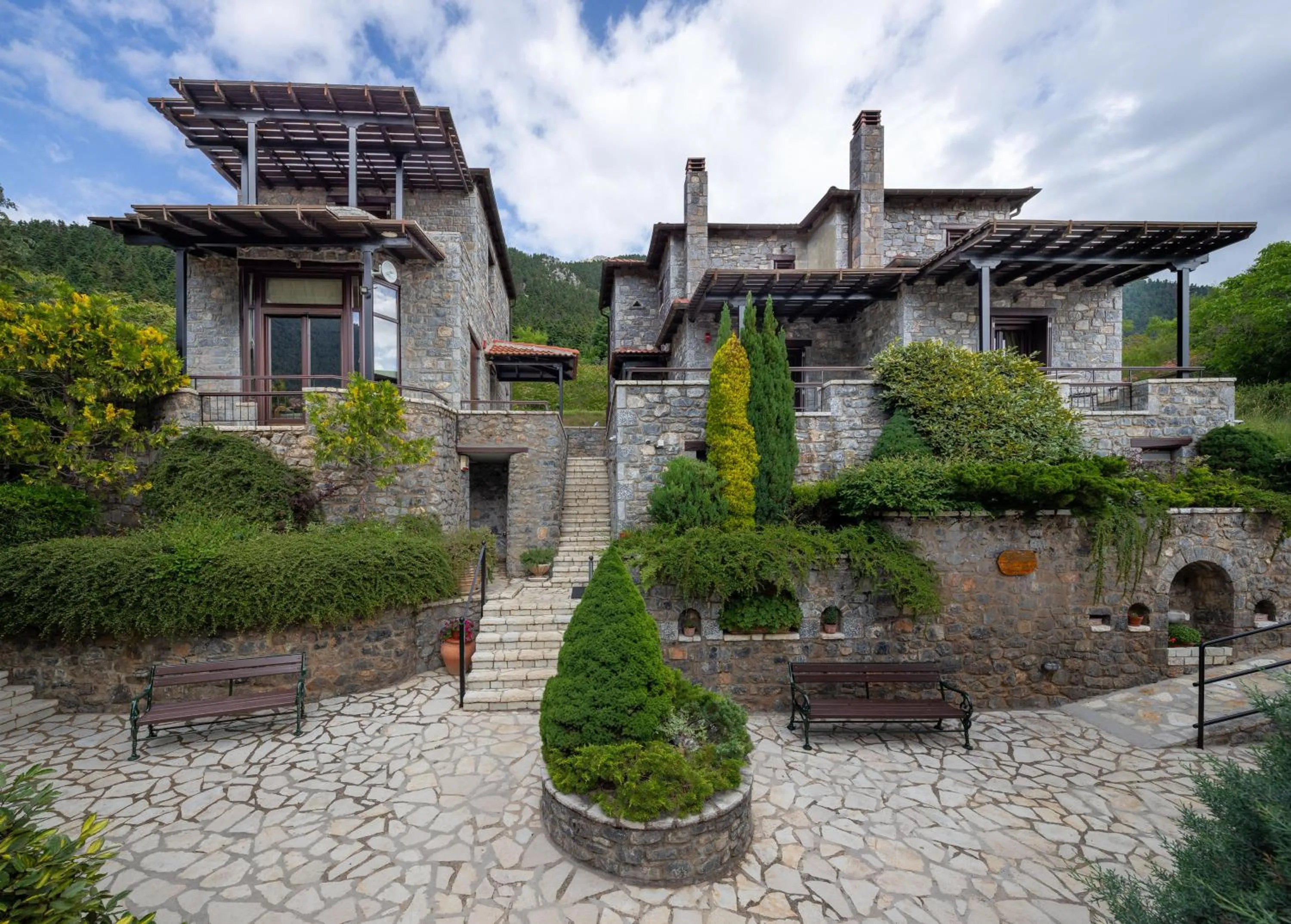 Property building in Ostra Menalon Luxury Suites