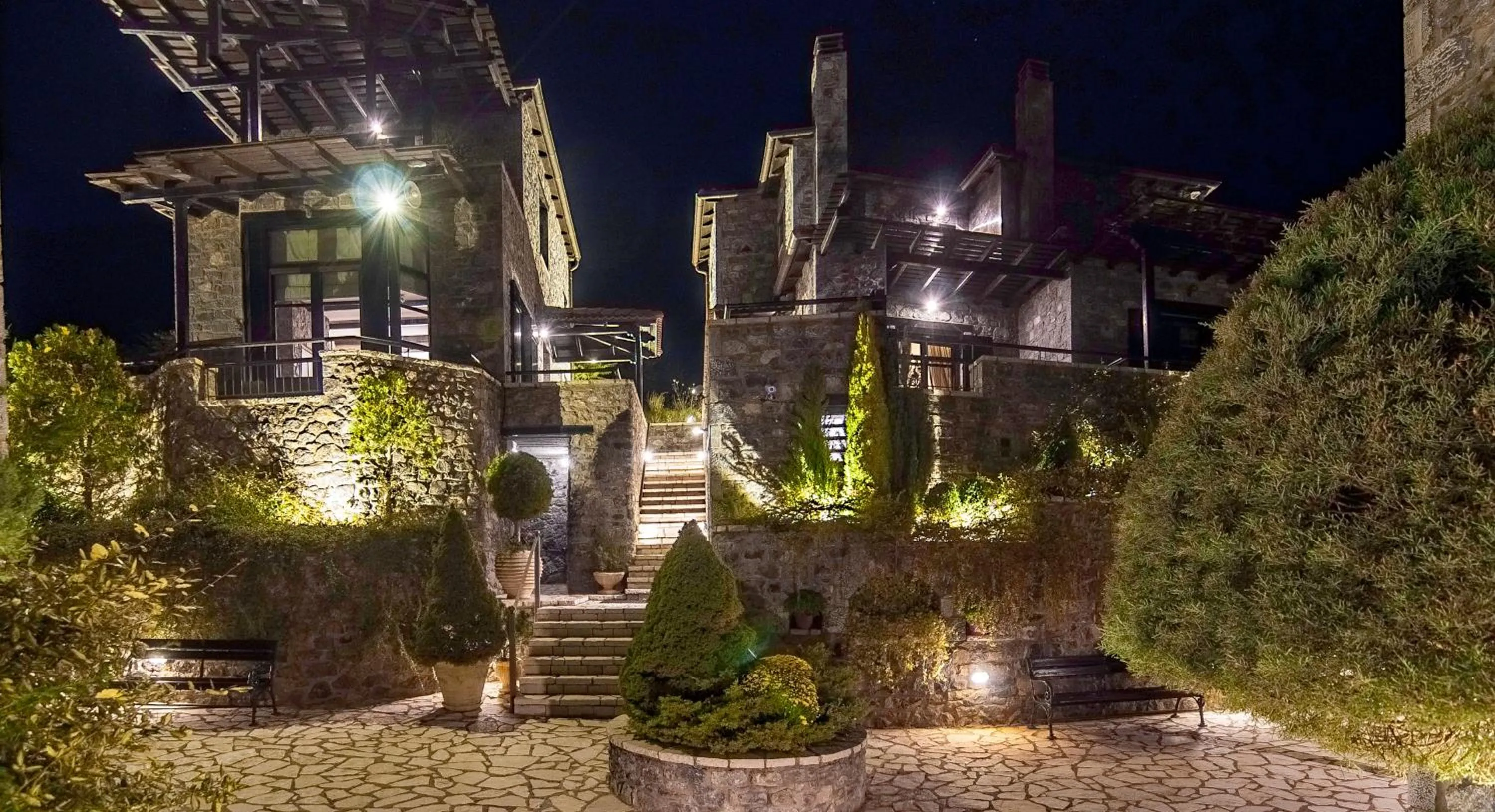 Property building in Ostra Menalon Luxury Suites