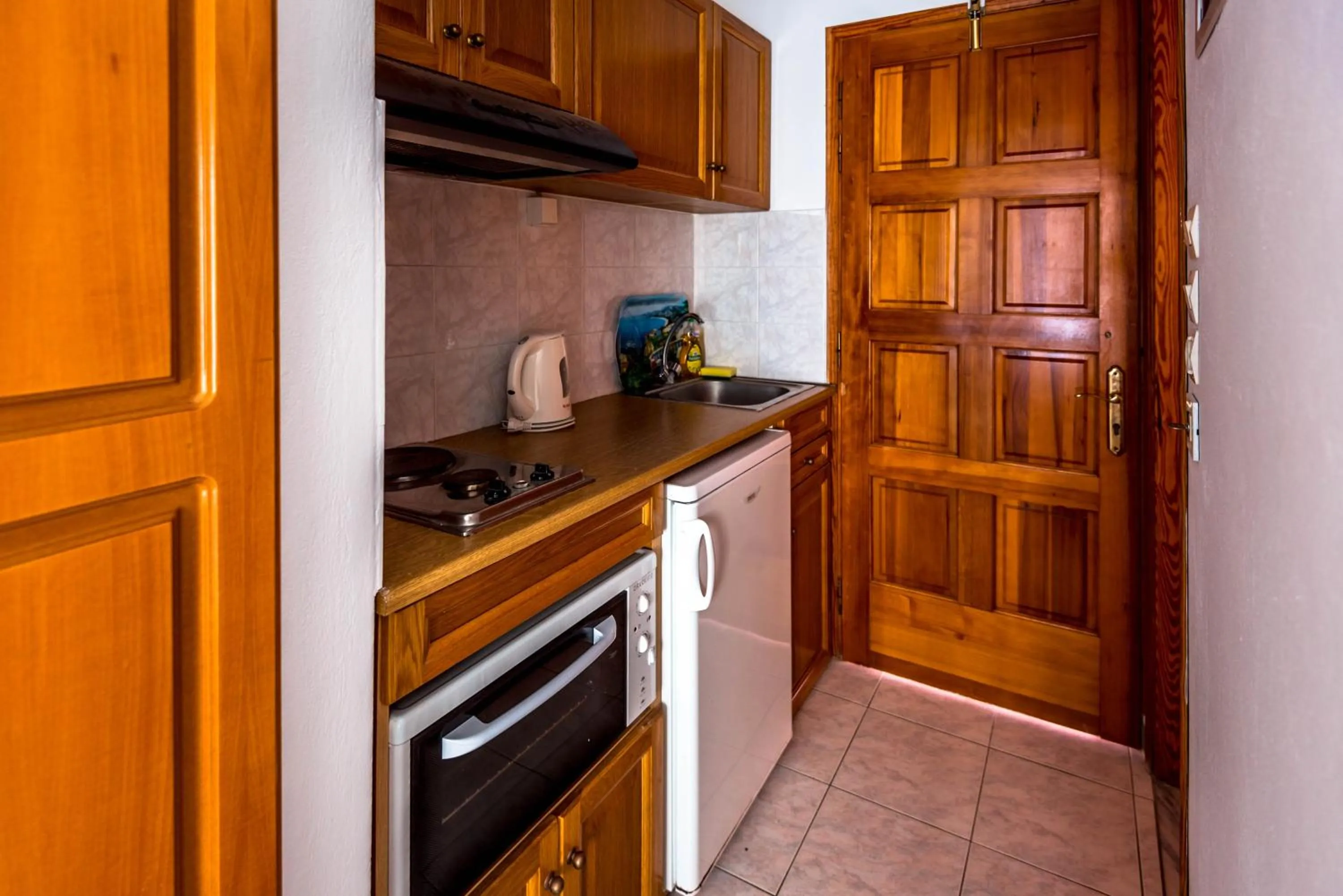 Kitchen or kitchenette in Balaskas Hotel