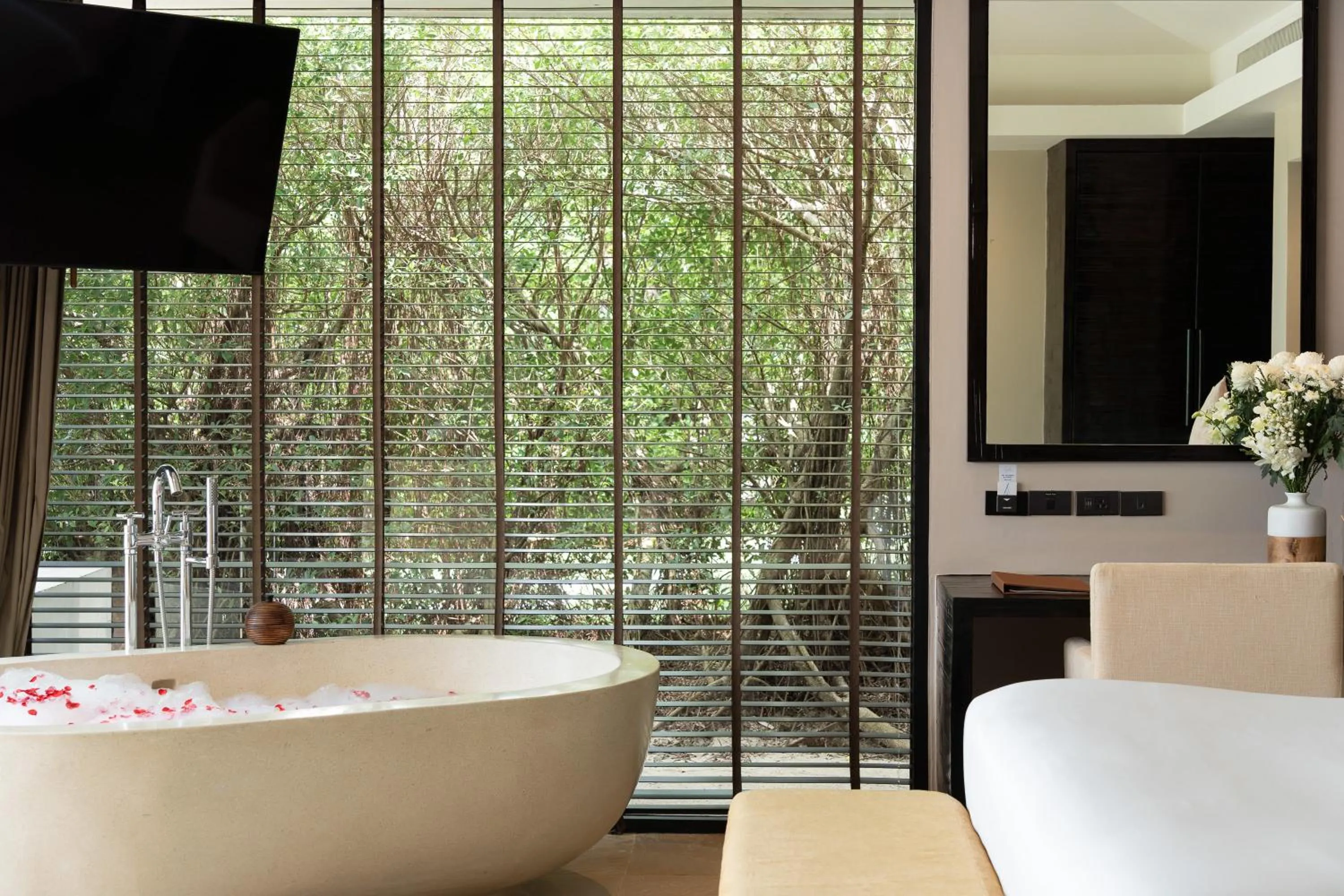 Bedroom, Bed in Nikki Beach Resort & Spa Koh Samui