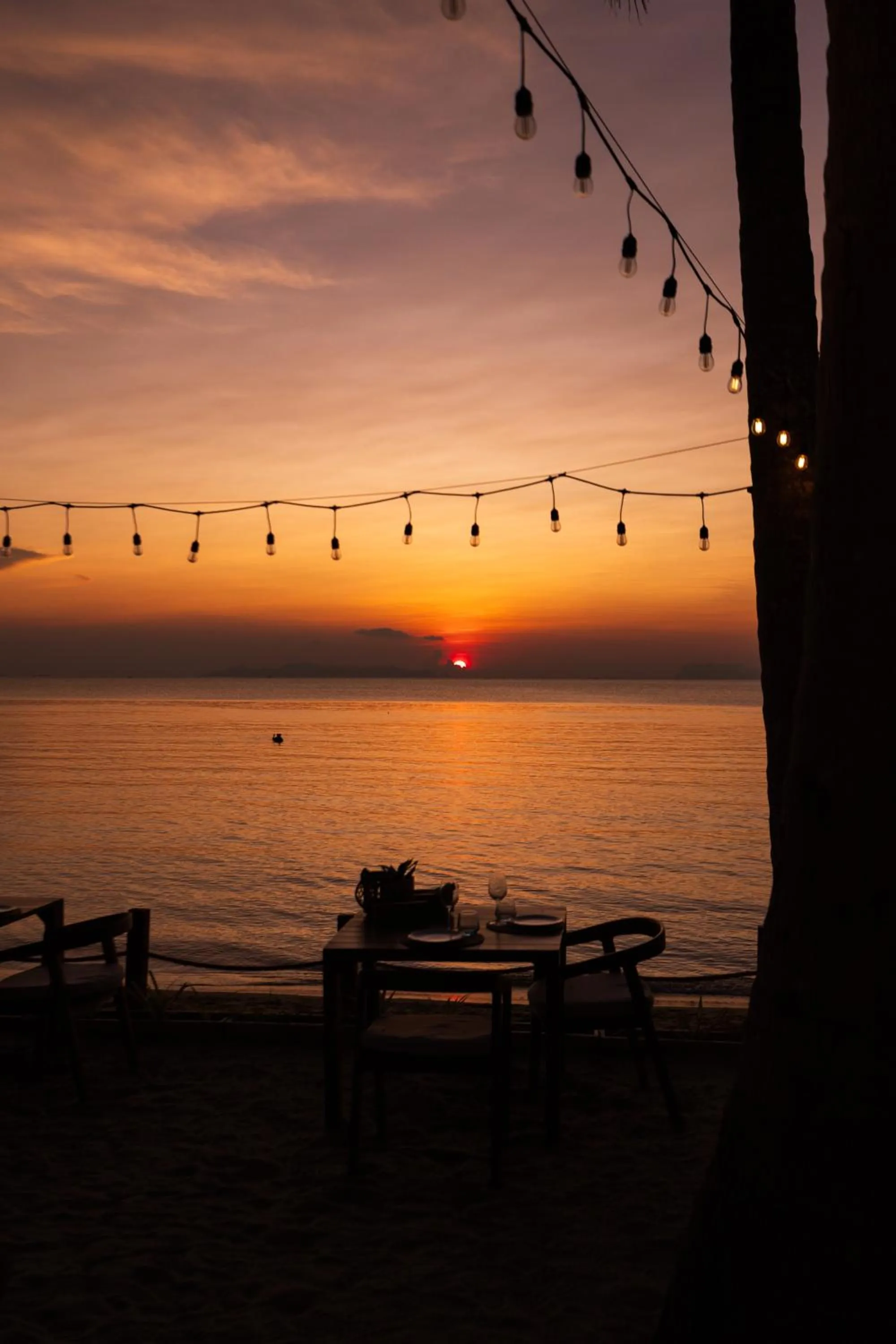 Sunset in Nikki Beach Resort & Spa Koh Samui