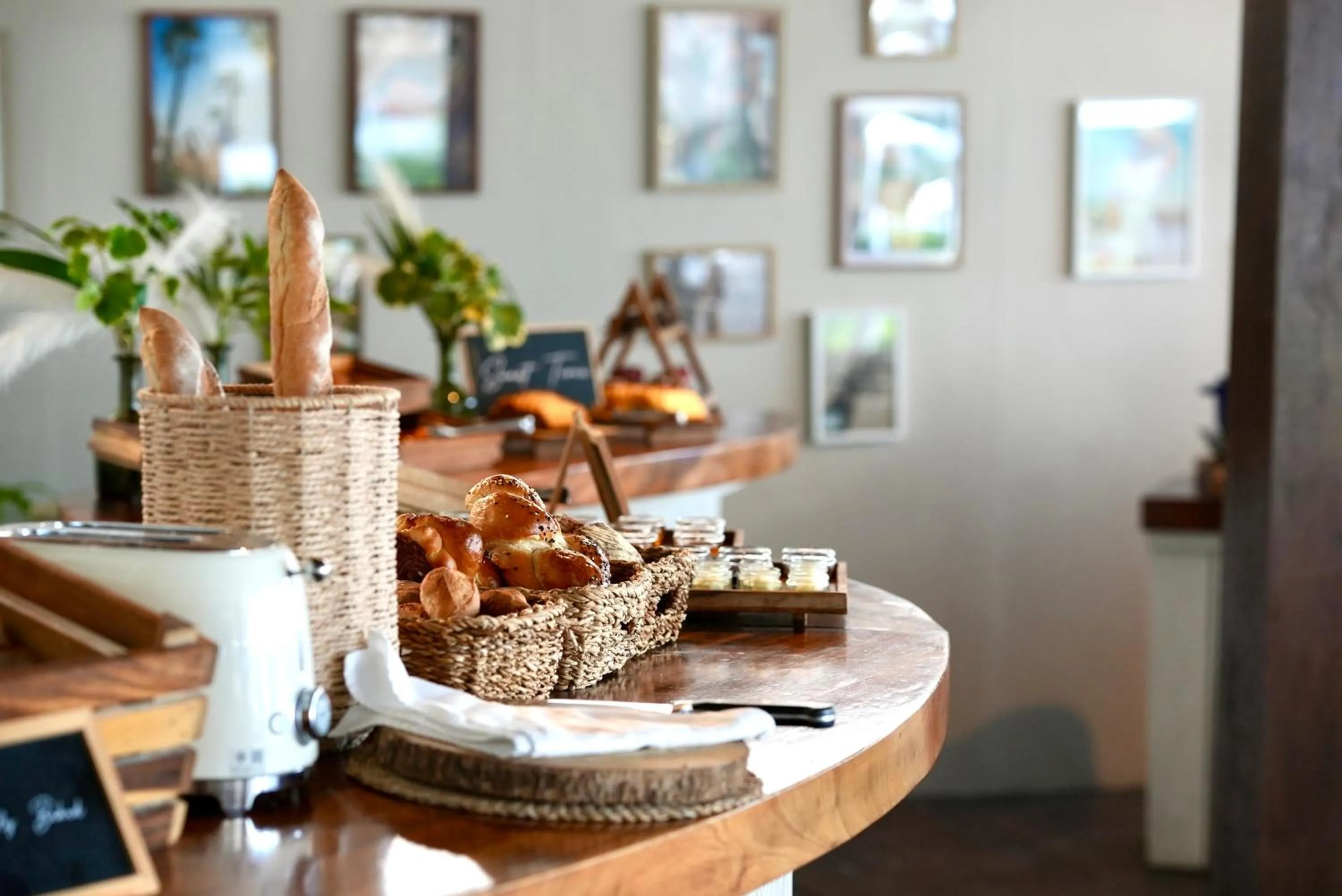 Food and drinks in Nikki Beach Resort & Spa Koh Samui