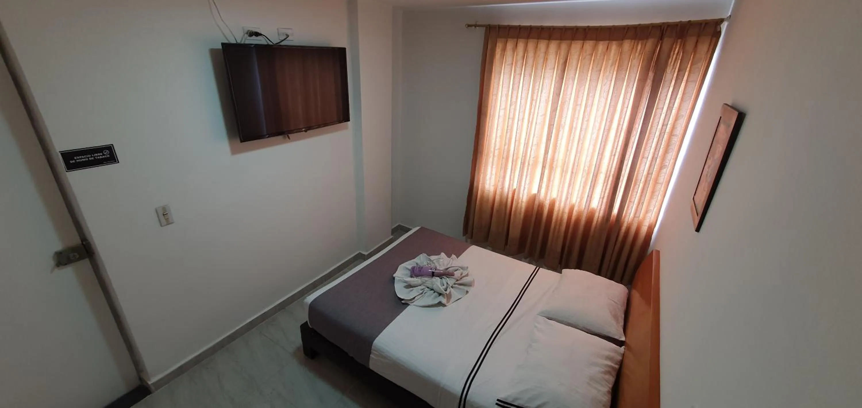 Bed in Hotel Gran Imperio