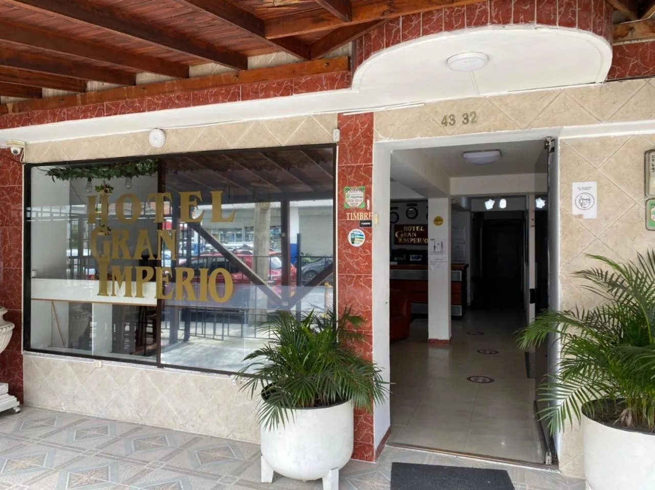 Facade/entrance in Hotel Gran Imperio