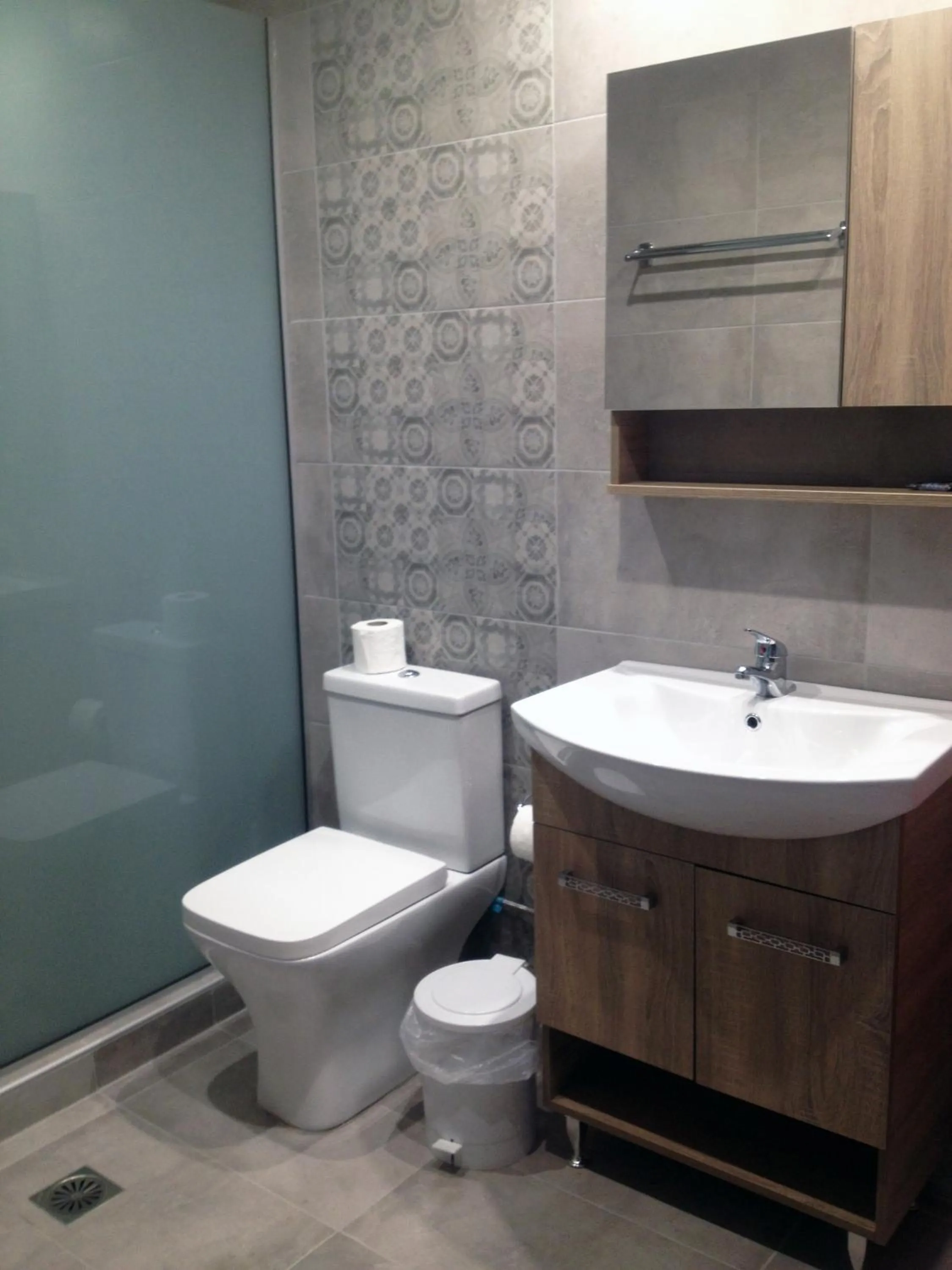 Bathroom in Hotel Thisvi