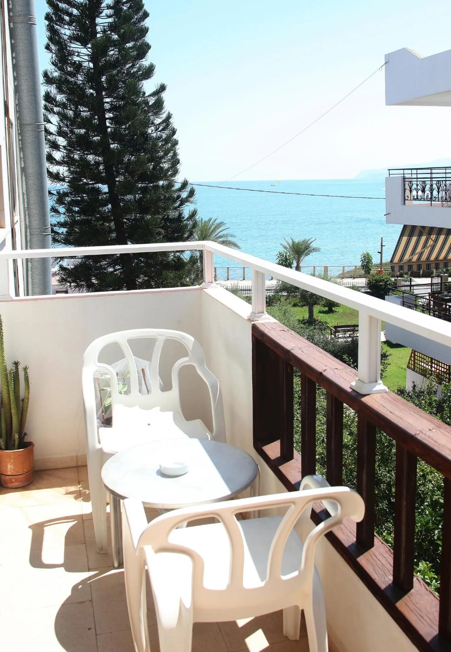 Balcony/Terrace in Hotel Thisvi