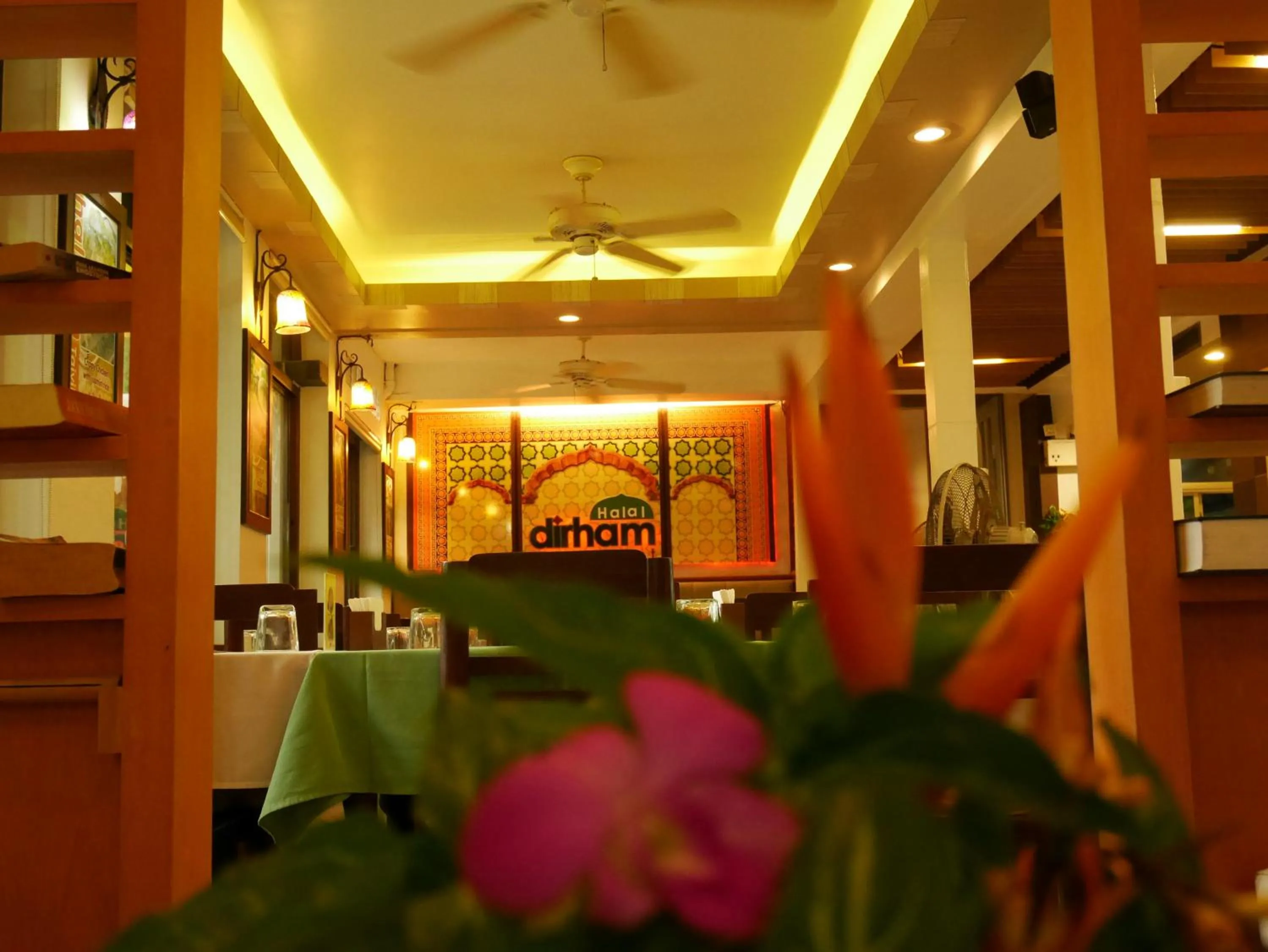 Restaurant/places to eat in Bangtao Beach Chalet Resort