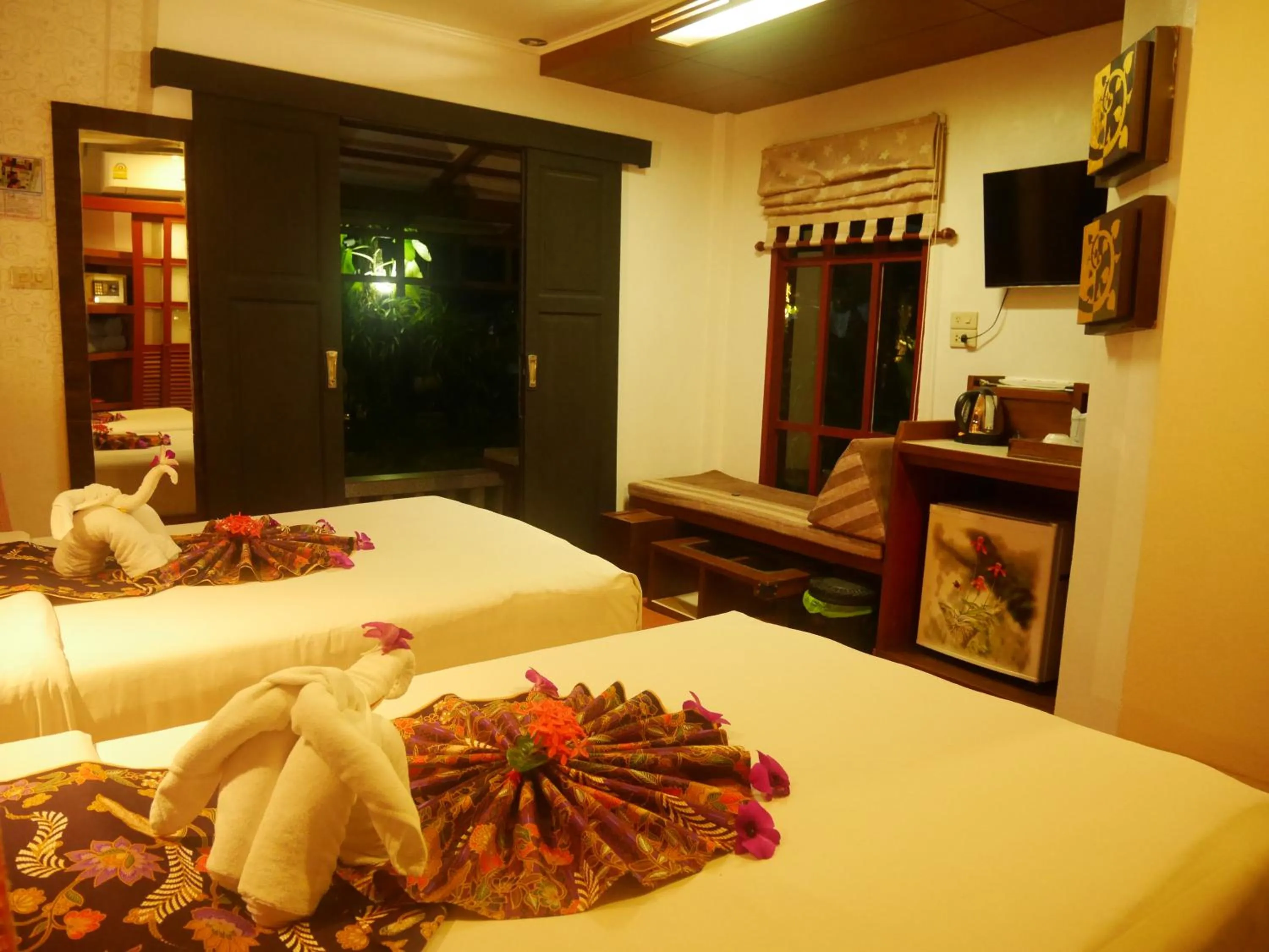 Bed in Bangtao Beach Chalet Resort