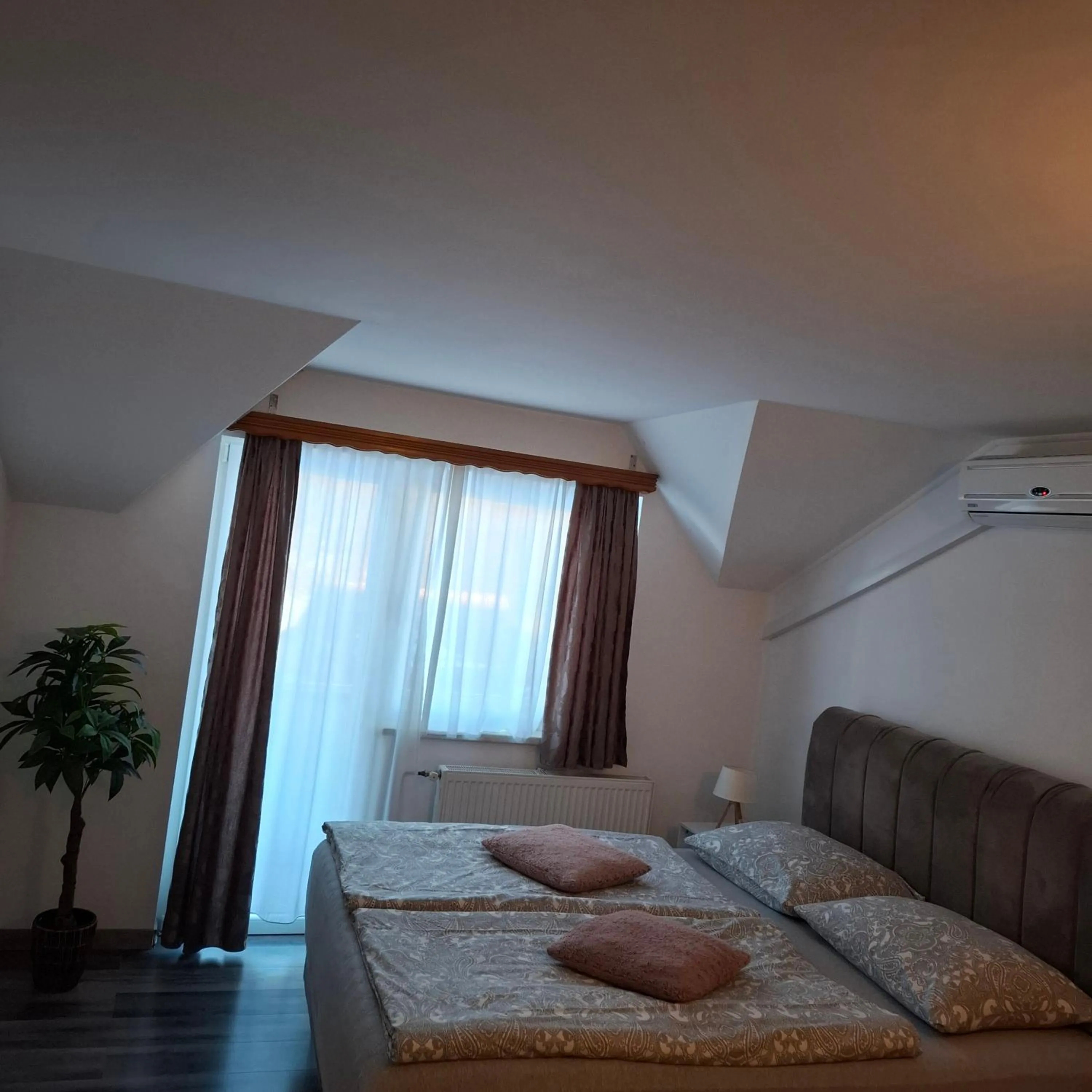 Bedroom, Bed in Guesthouse Sara